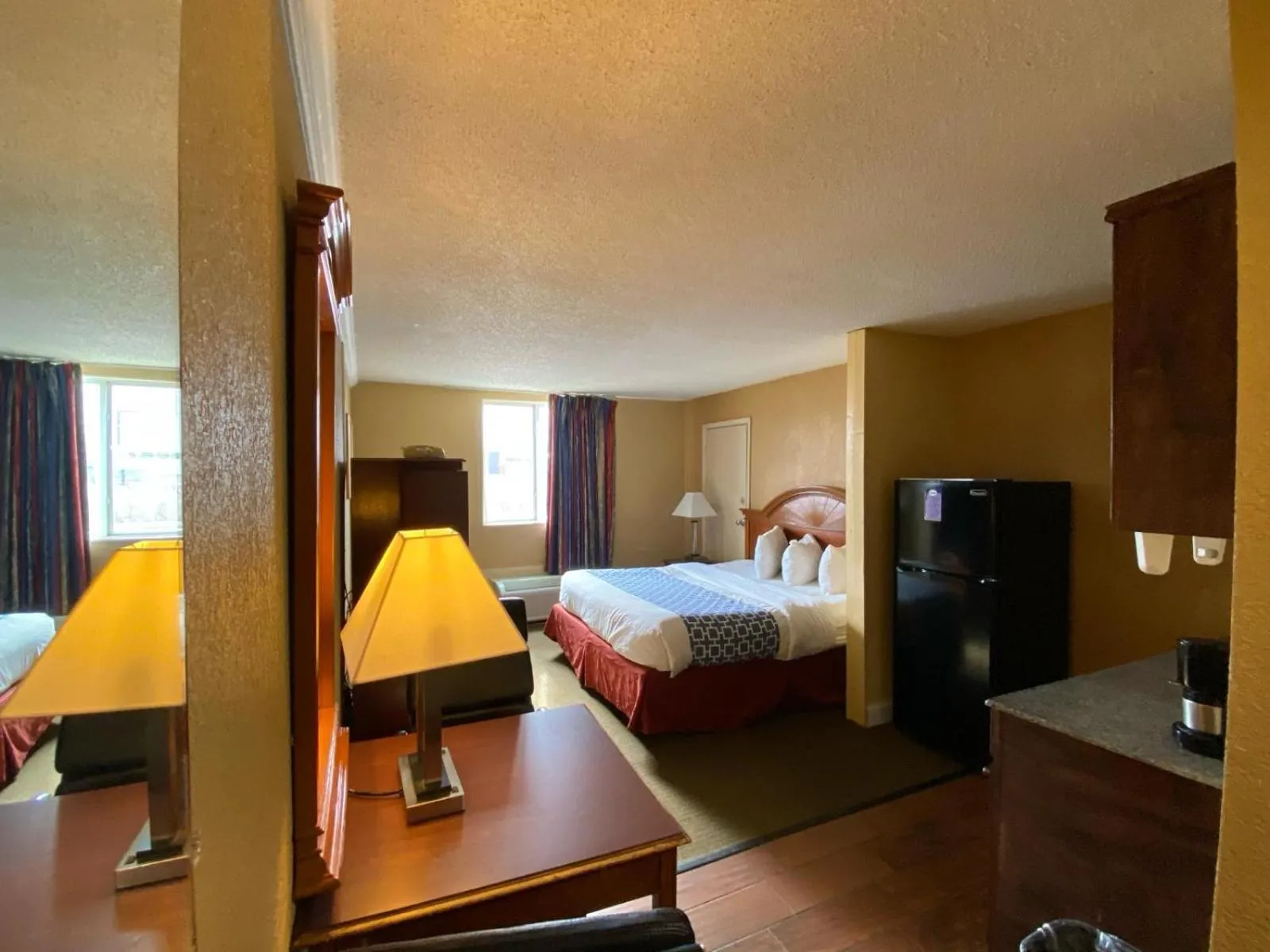 Bed in Super 8 by Wyndham Fort Wayne