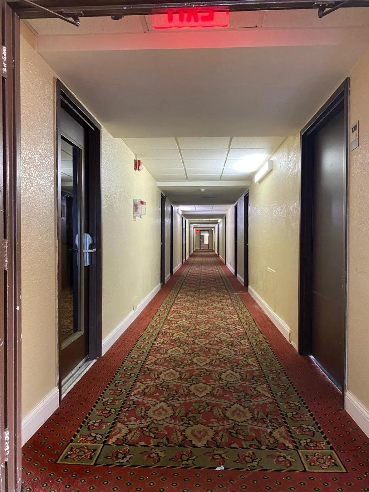 Super 8 by Wyndham Fort Wayne