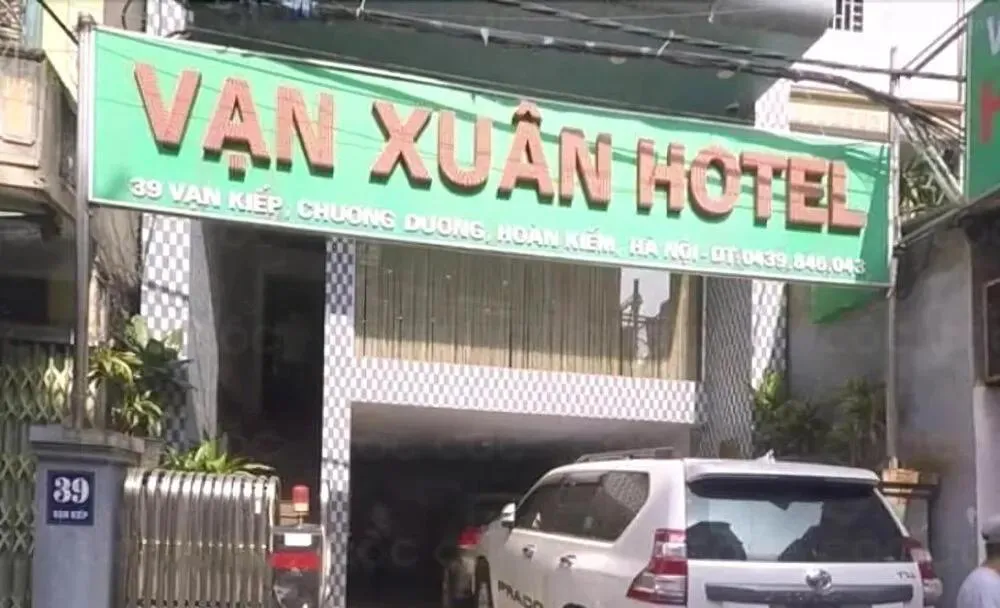 Logo/Certificate/Sign in Vạn Xuân Hotel HN - by BAY LUXURY