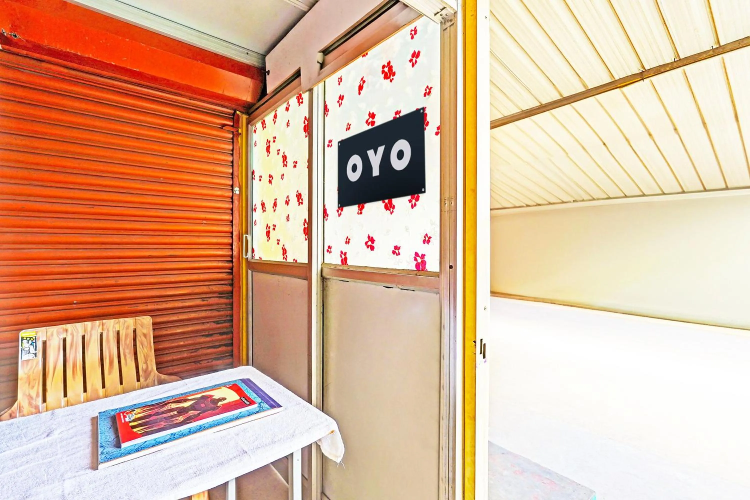 Lobby or reception in Hotel O by OYO LA VGA RESIDENCY