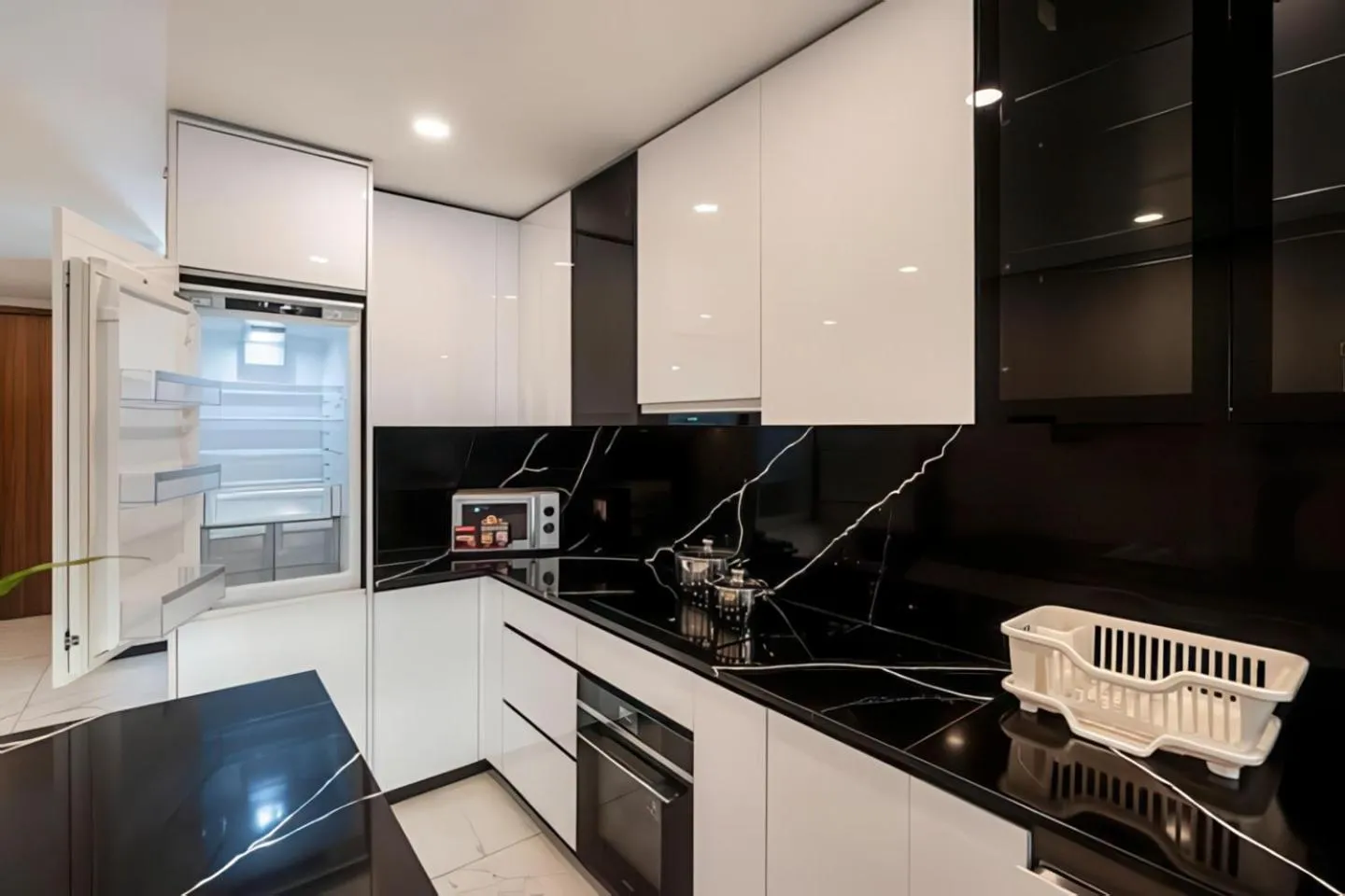 Kitchen or kitchenette in The Galleria Thủ Thiêm - Panorama Sky View