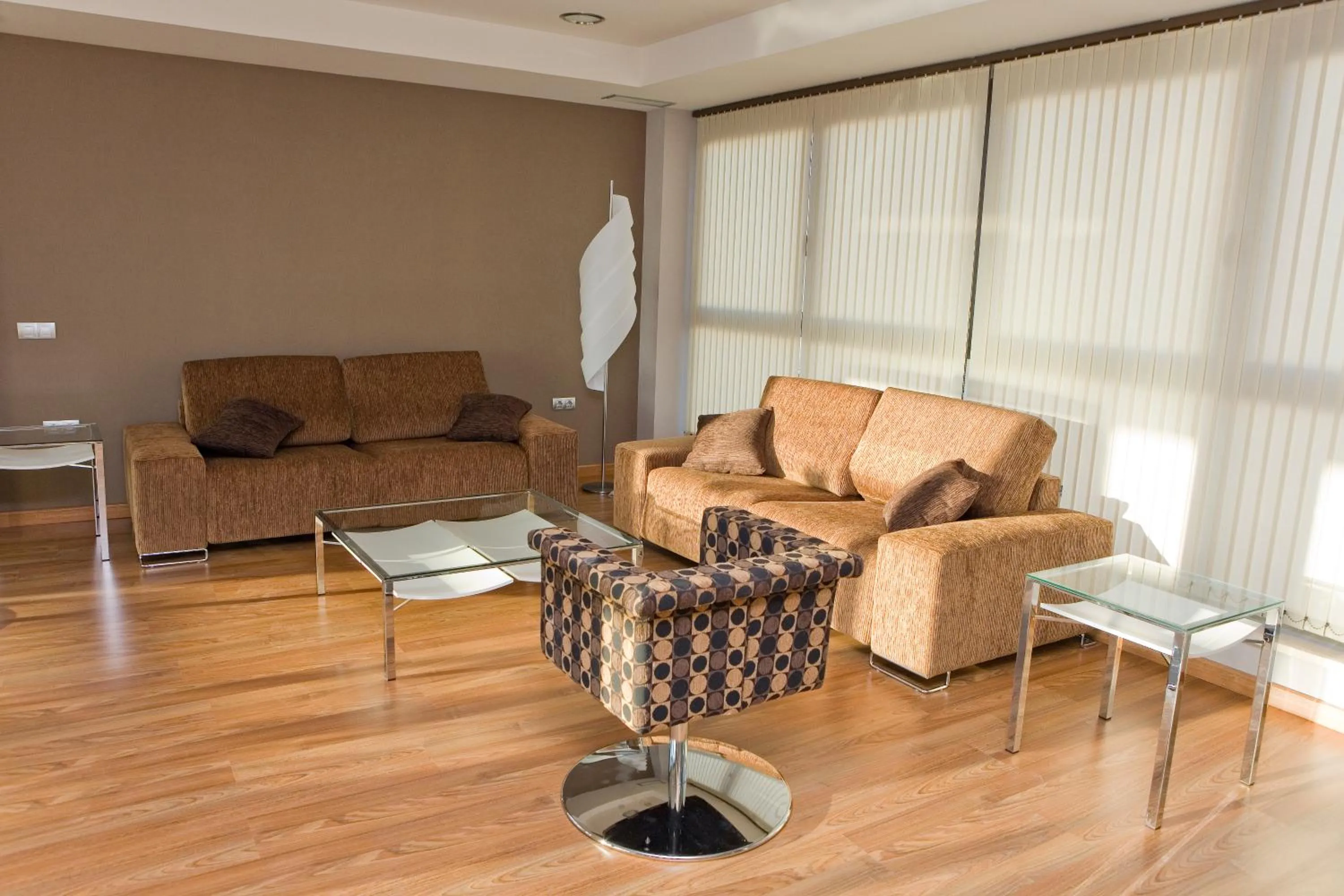 Communal lounge/ TV room in Hotel y Apartamentos Conilsol