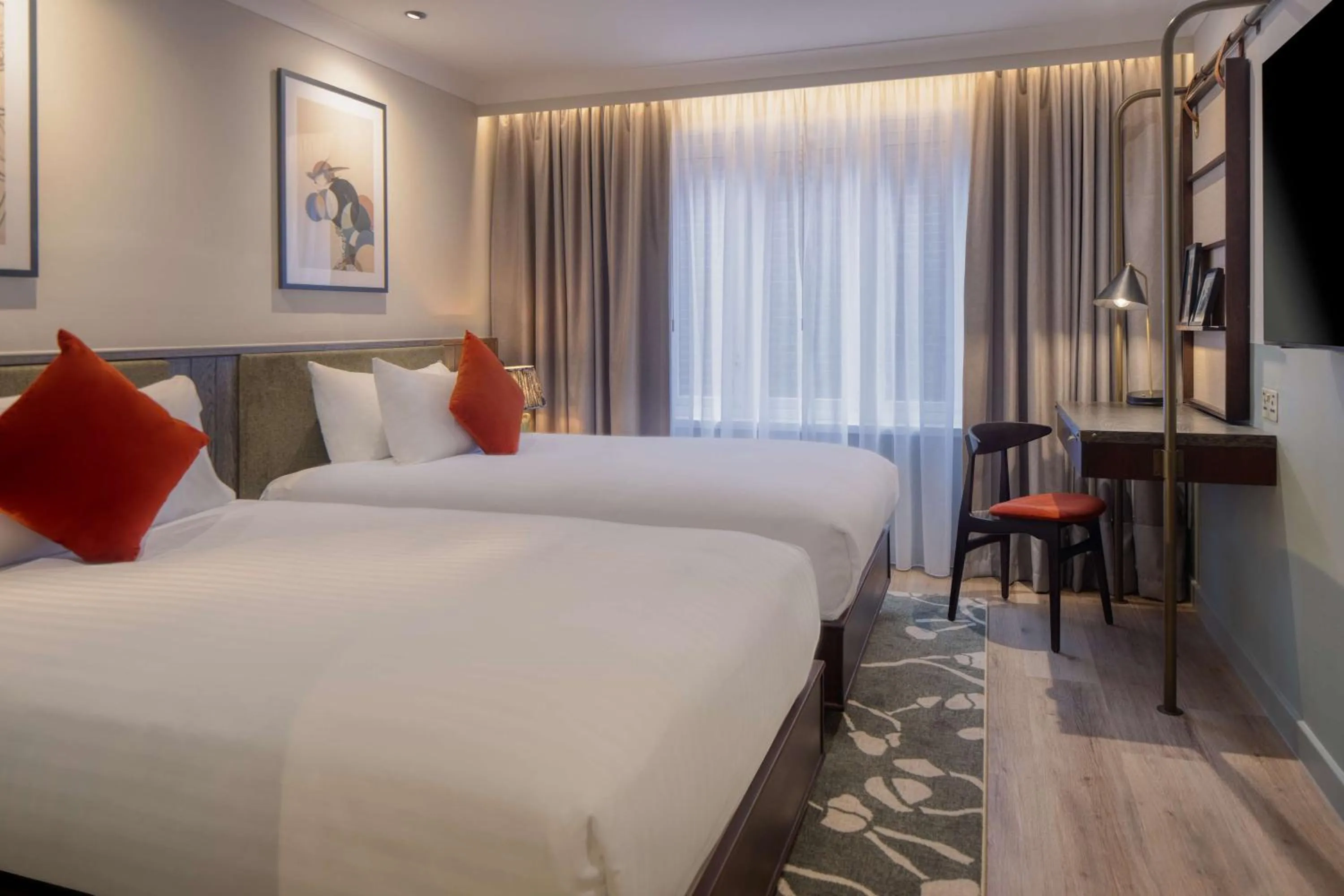 Bed in The Samuel Ryder Hotel St Albans, Tapestry Collection Hilton