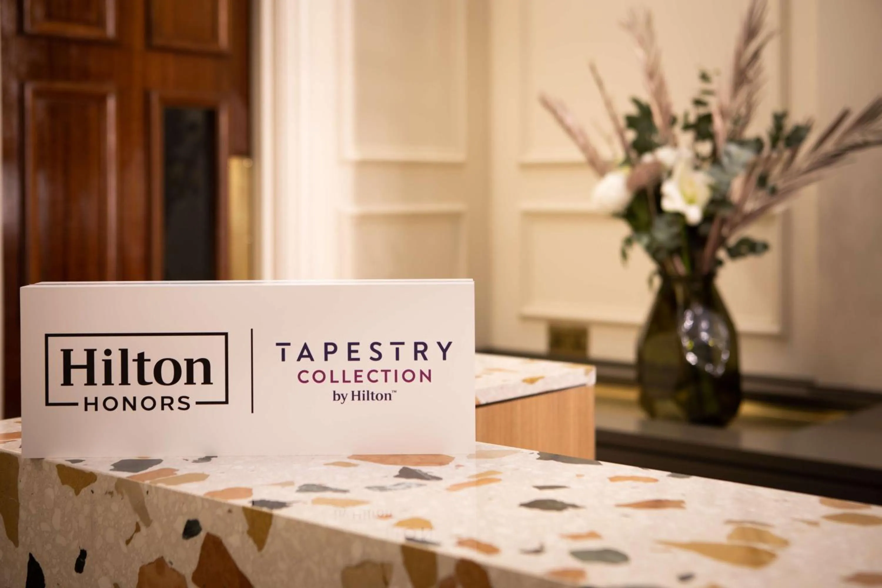 Lobby or reception in The Samuel Ryder Hotel St Albans, Tapestry Collection Hilton