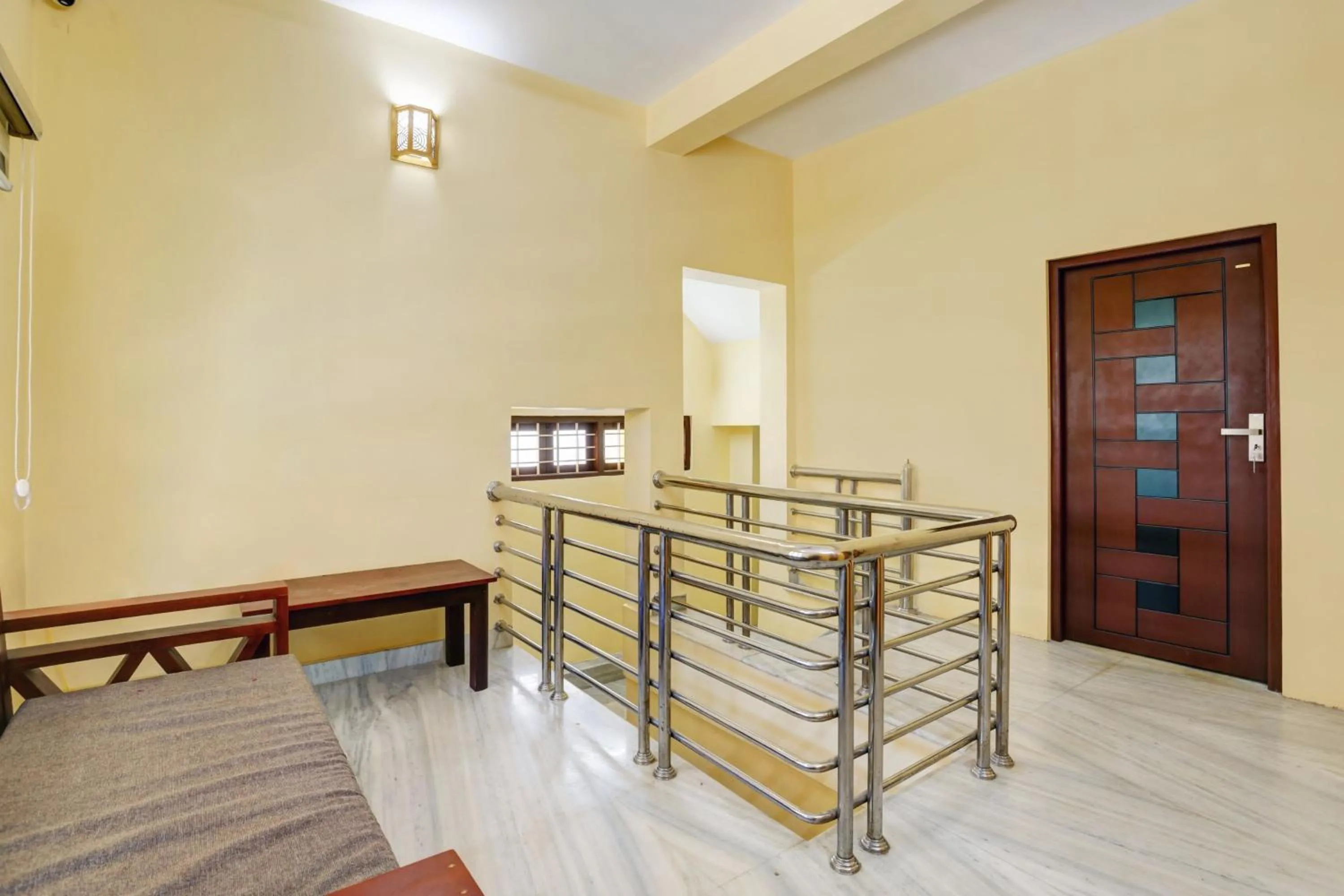 Lobby or reception, Bed in Hotel O LM RESIDENCY