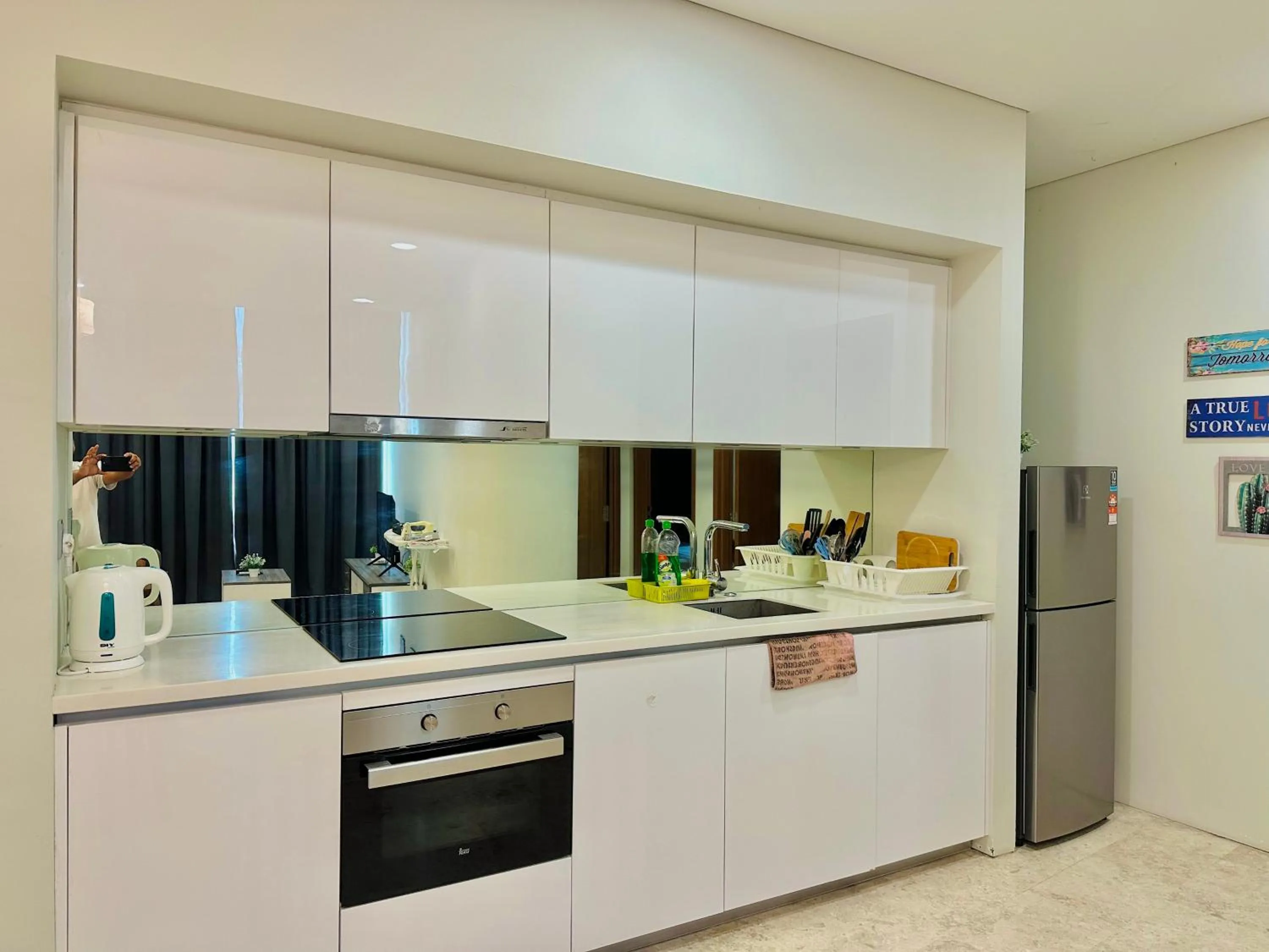 Kitchen or kitchenette in Sky Suites KLCC by Luna KL