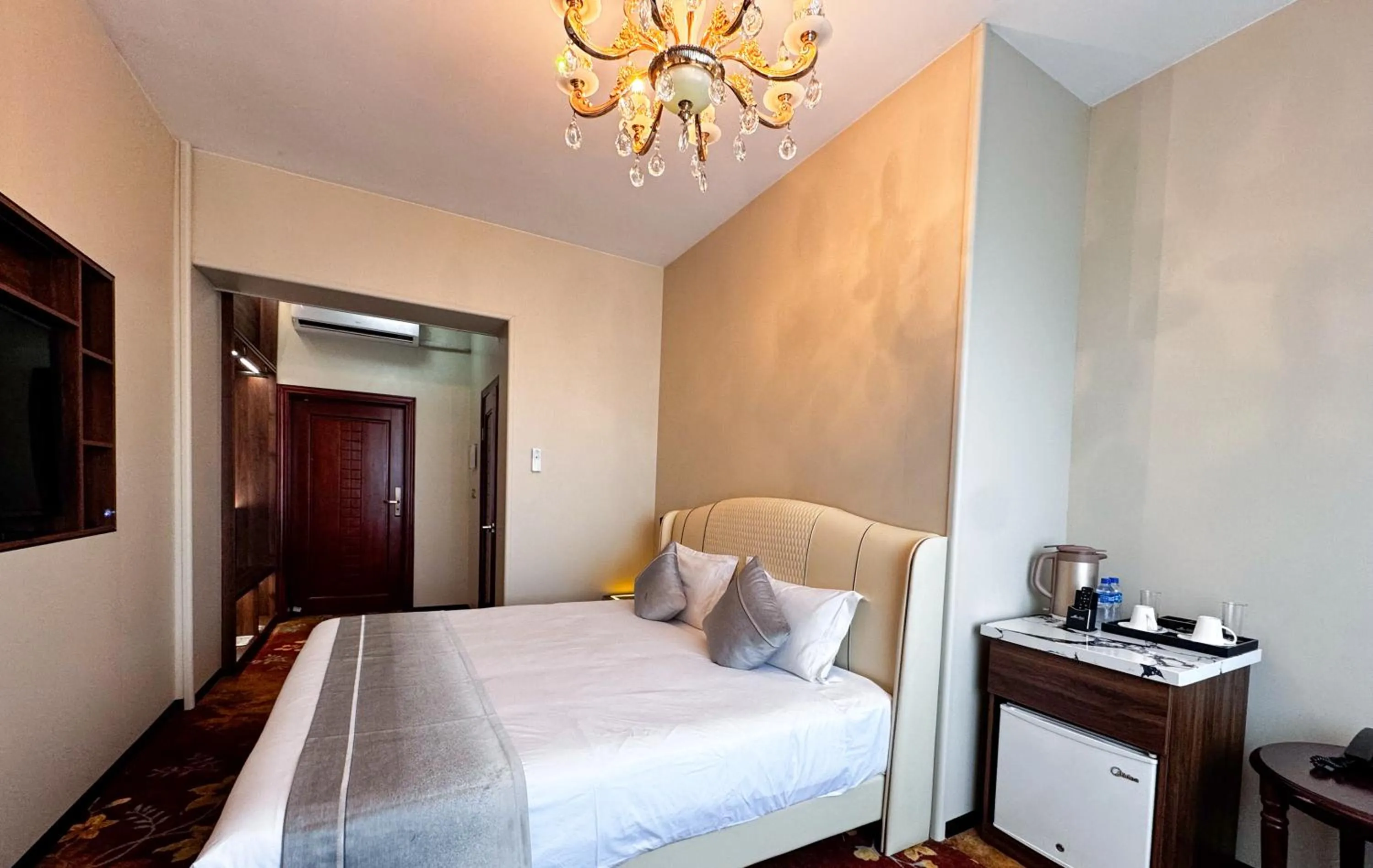 Bed in Amar Hotel Ulaanbaatar live