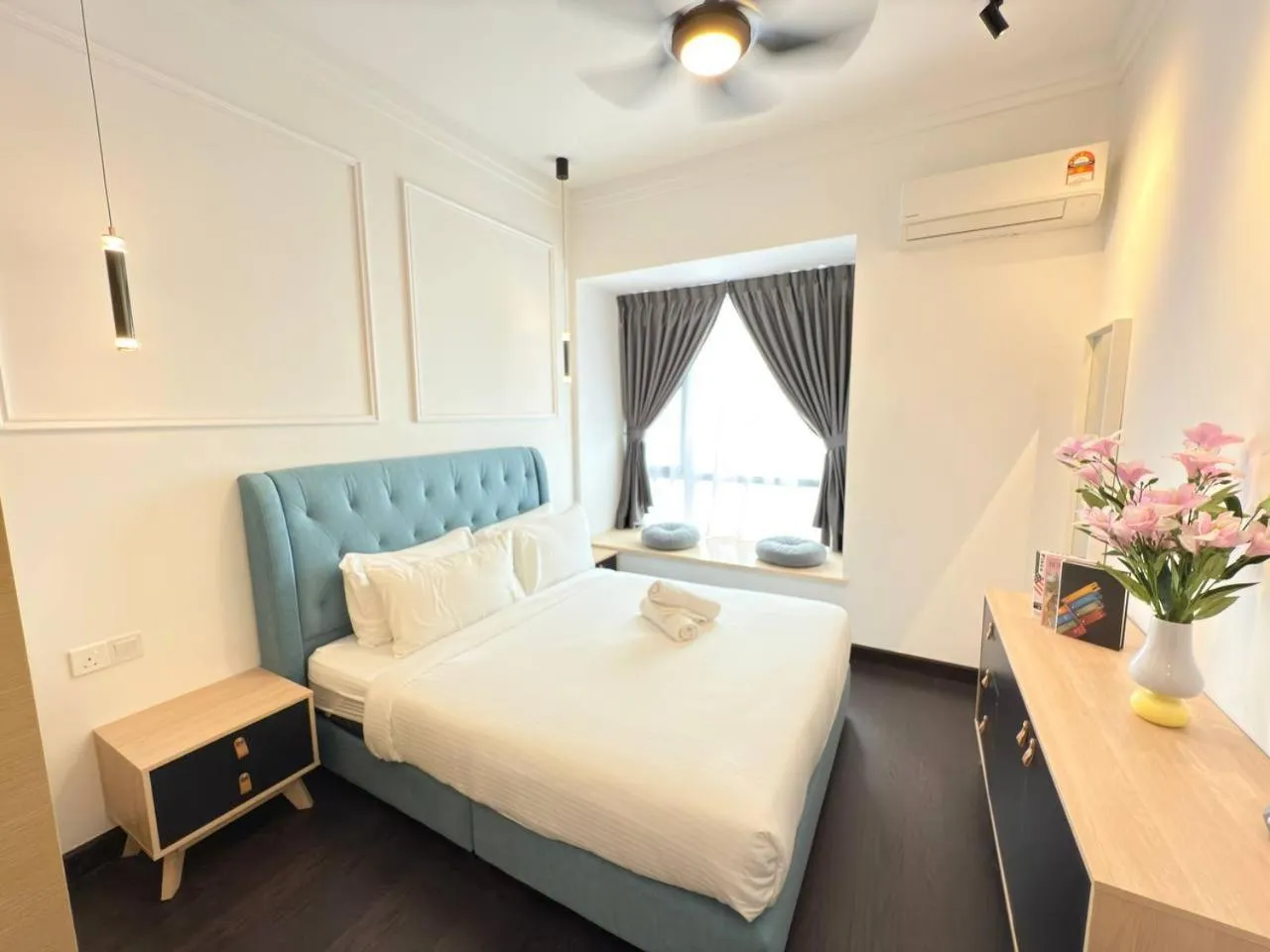 Bed in R&F Seine Region by ANJU