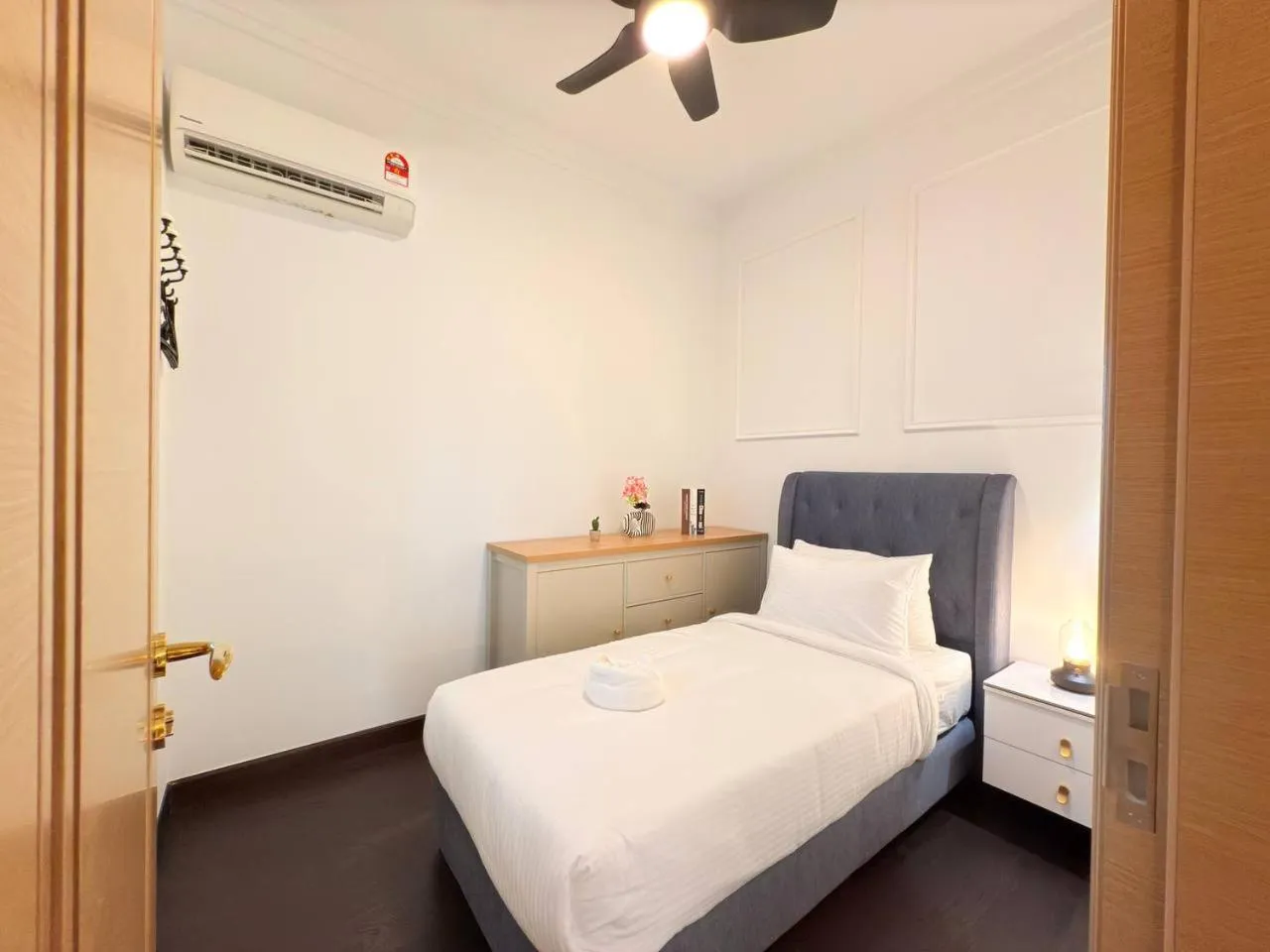 Bed in R&F Seine Region by ANJU