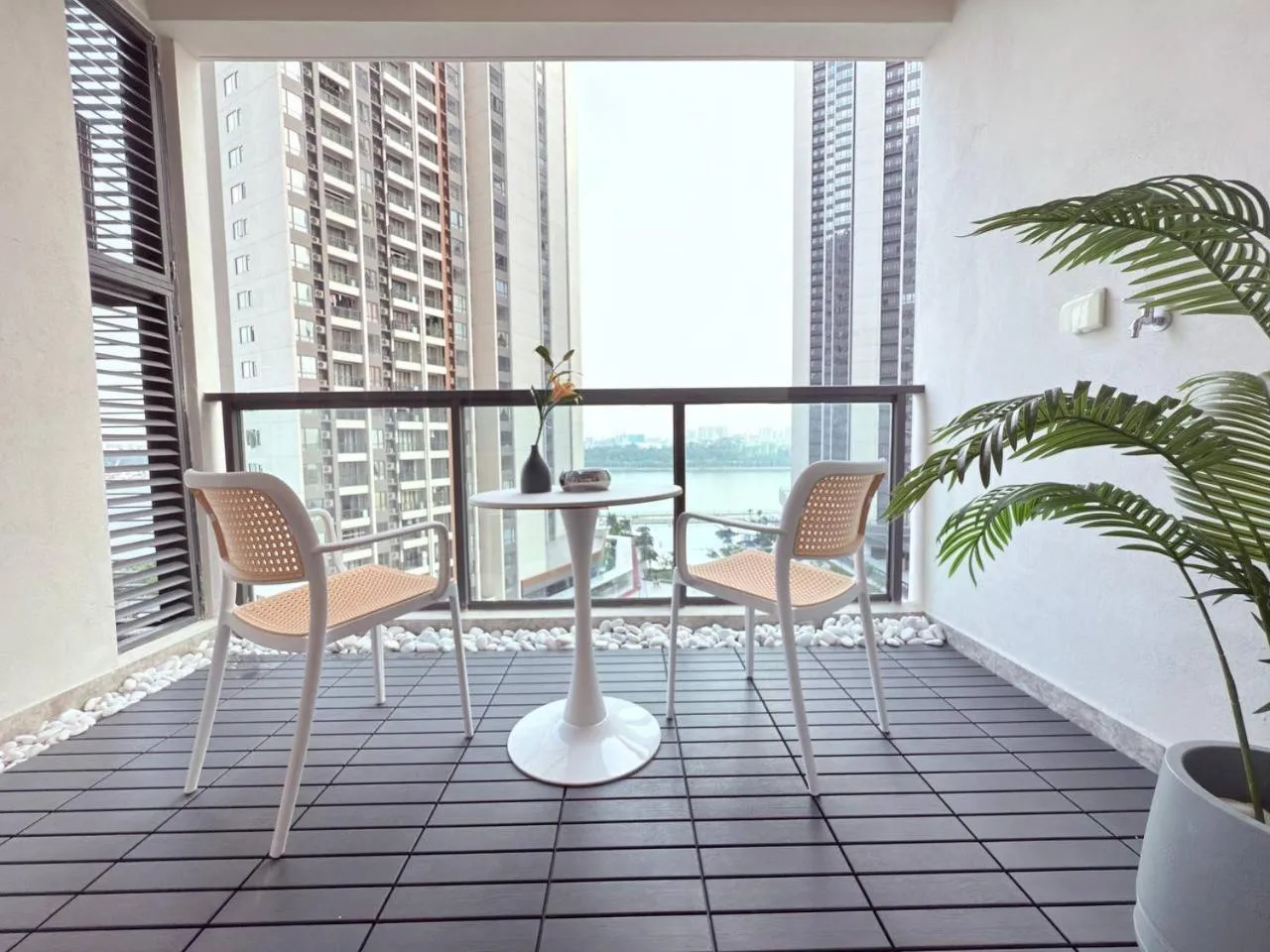 R&F Seine Region by ANJU