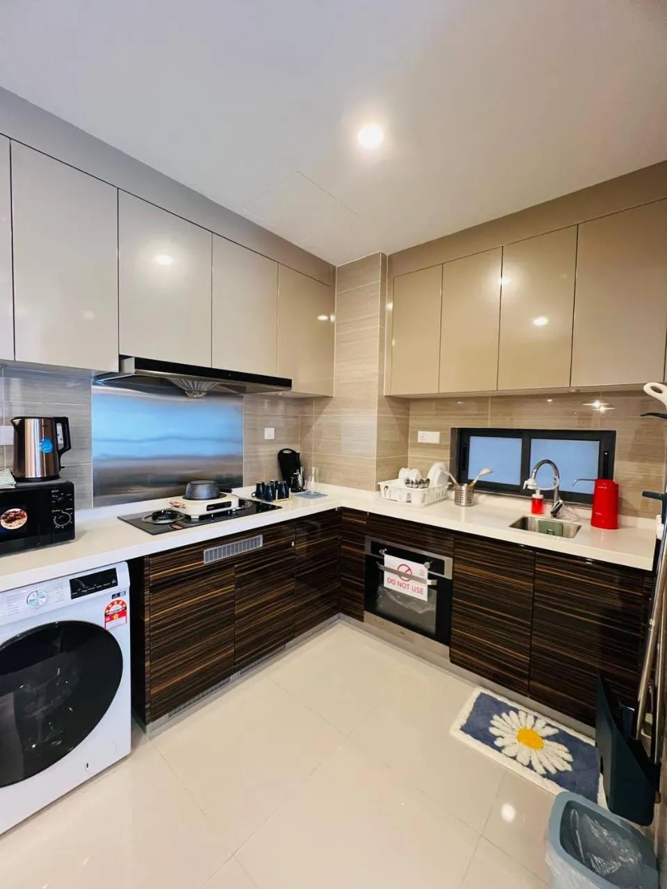 R&F Seine Region by ANJU