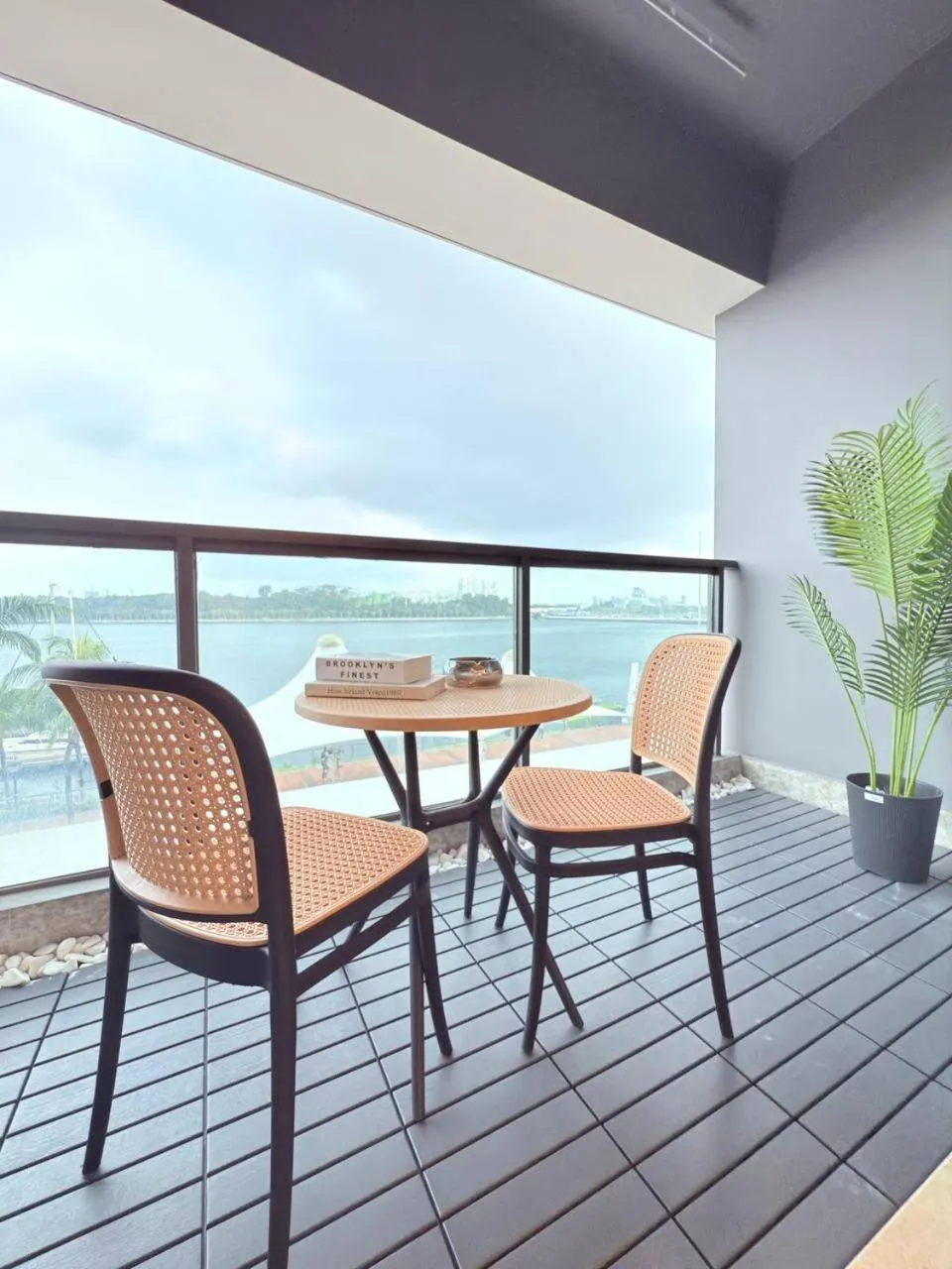 R&F Seine Region by ANJU