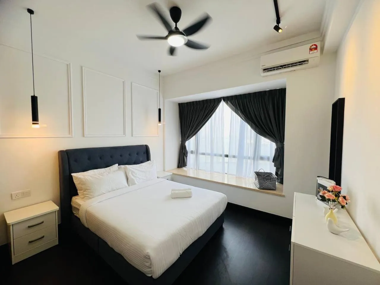 Bed in R&F Seine Region by ANJU