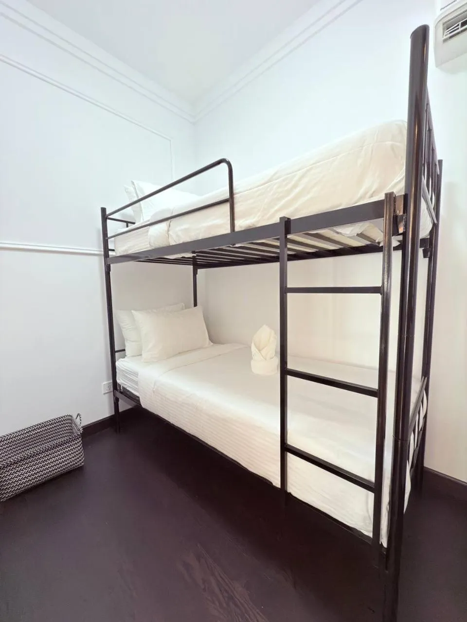 Bed in R&F Seine Region by ANJU