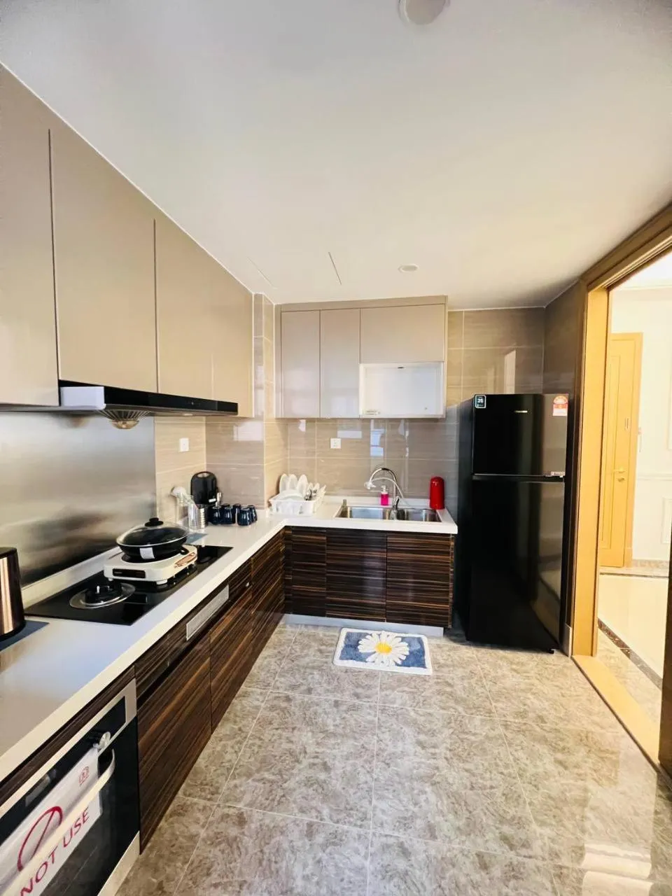 R&F Seine Region by ANJU