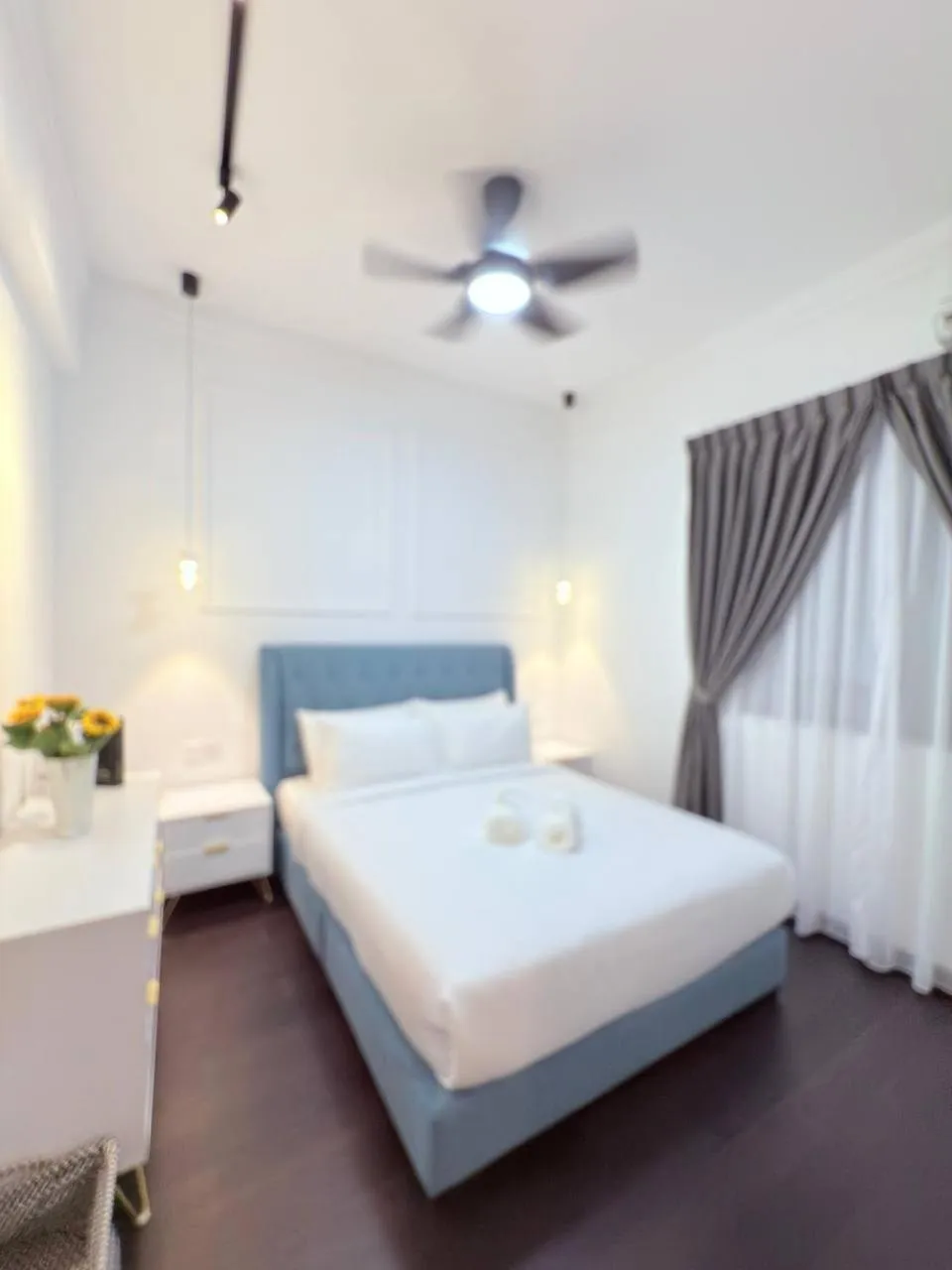 Bed in R&F Seine Region by ANJU