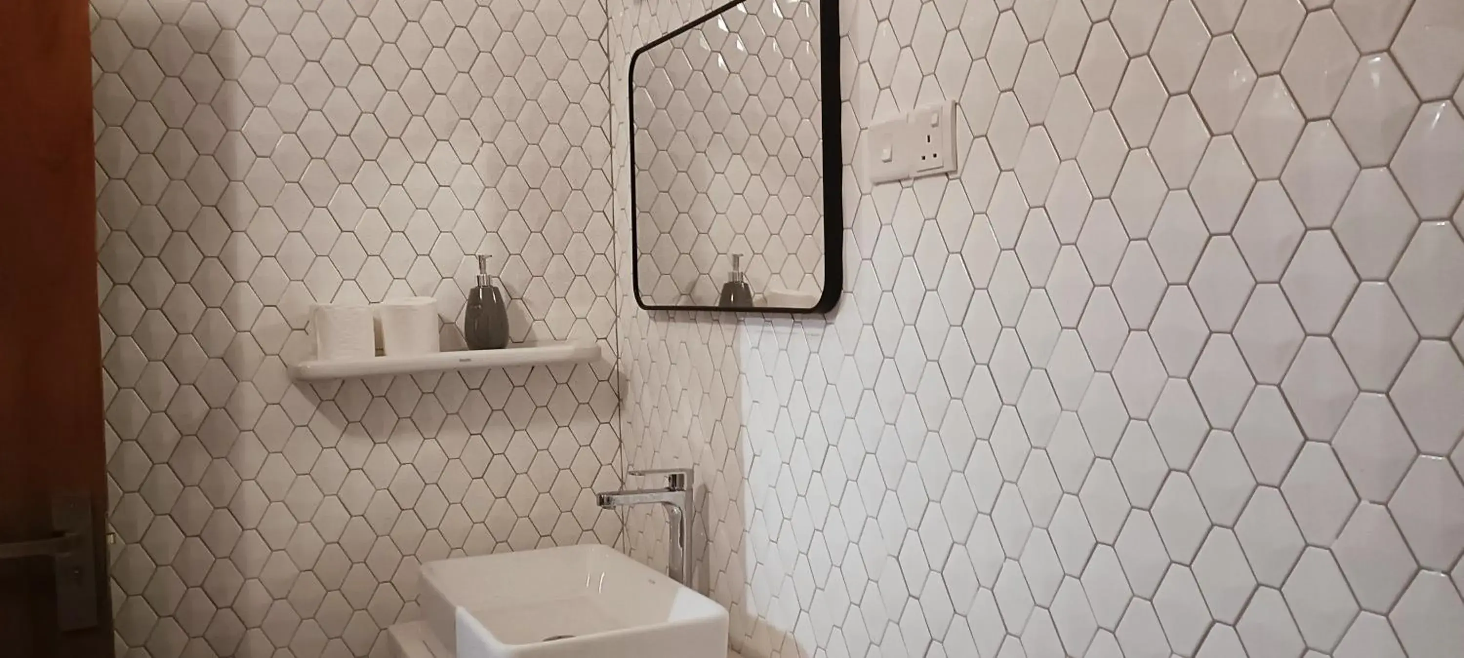 Sweet Home Ja-Ela Sweet Home Ja-Ela