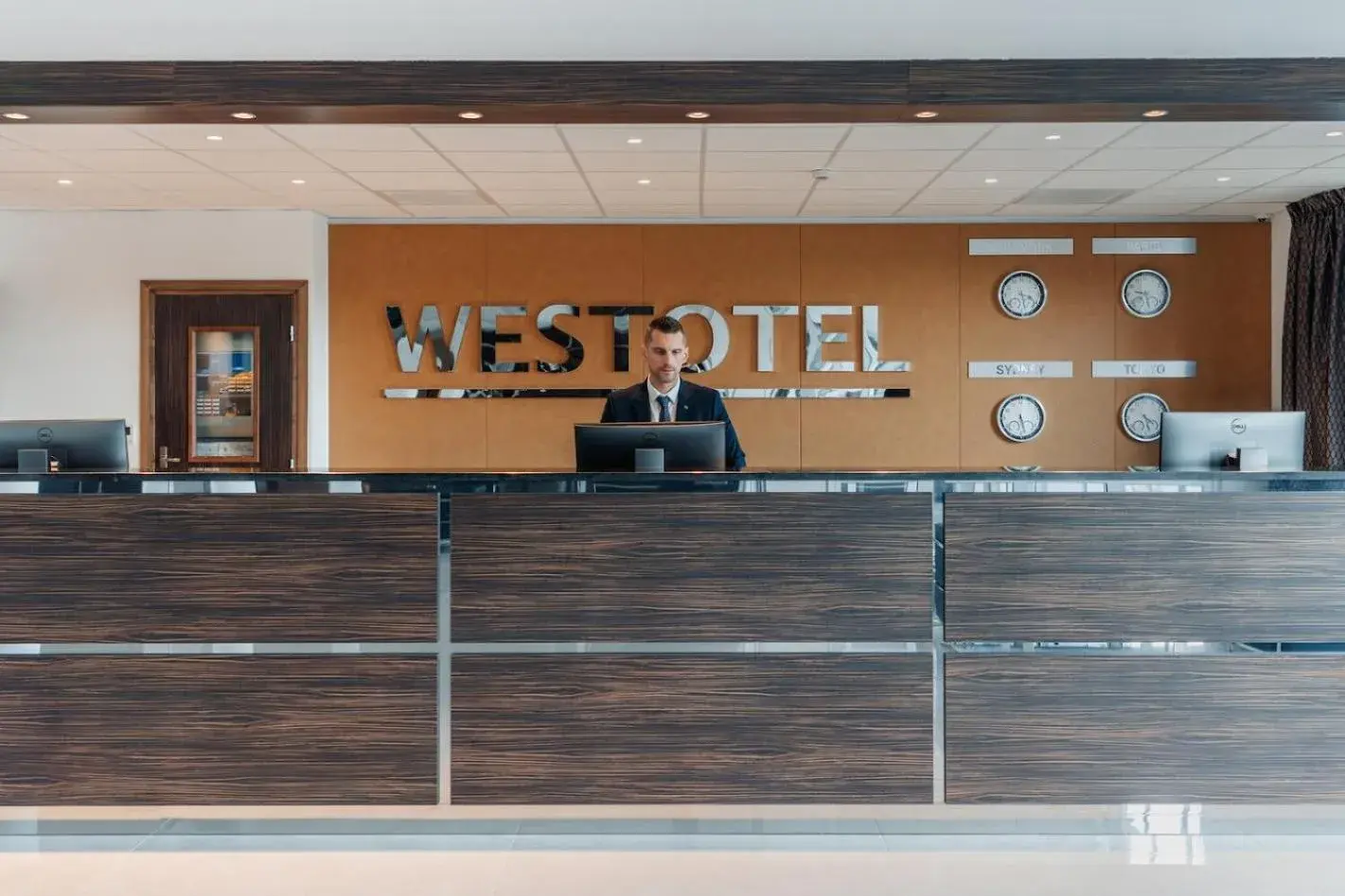 Lobby or reception in Westotel Taverny - Paris Val-d'Oise Lobby or reception in Westotel Taverny - Paris Val-d'Oise