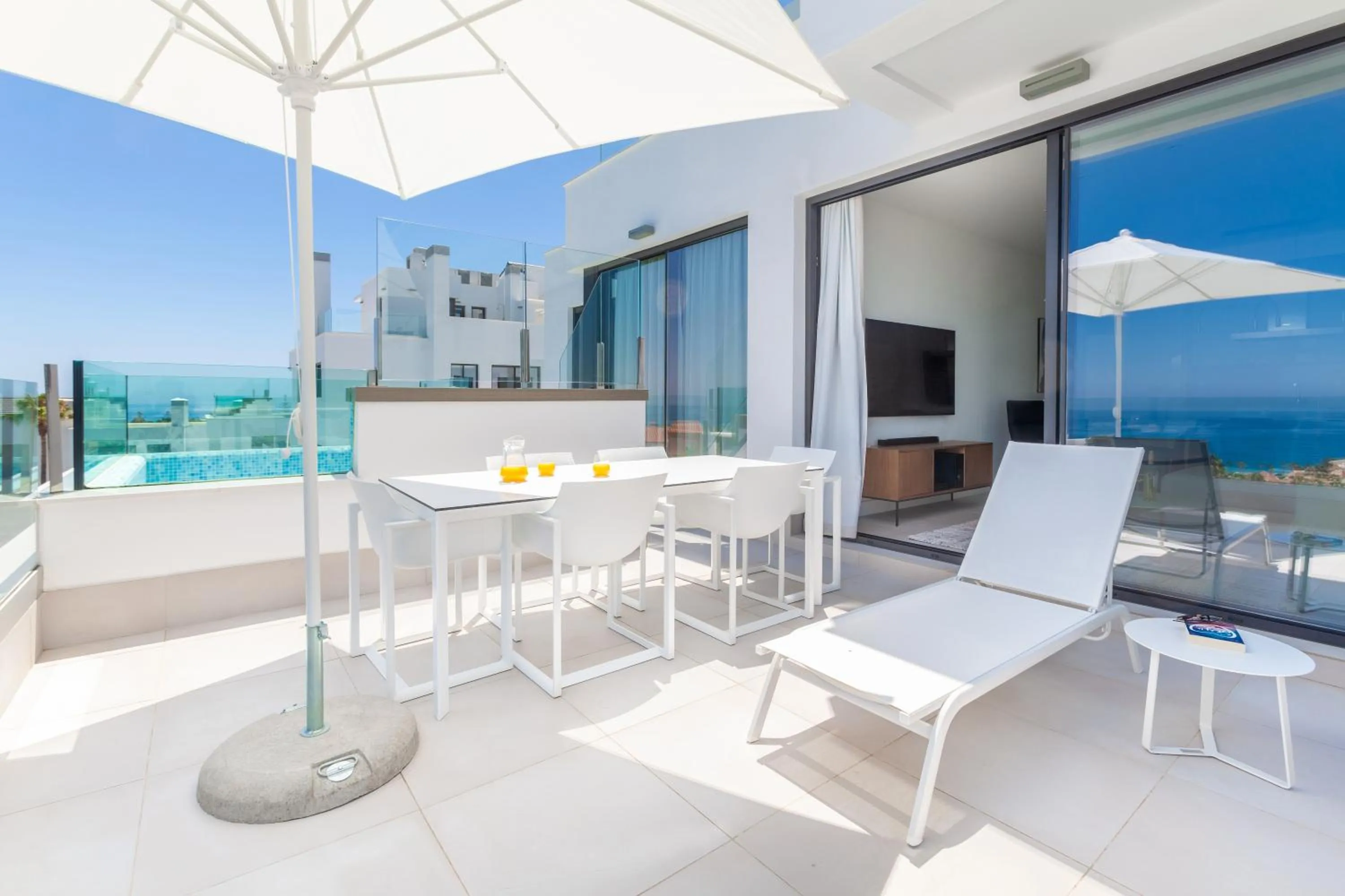 Seaview Residence with private pool