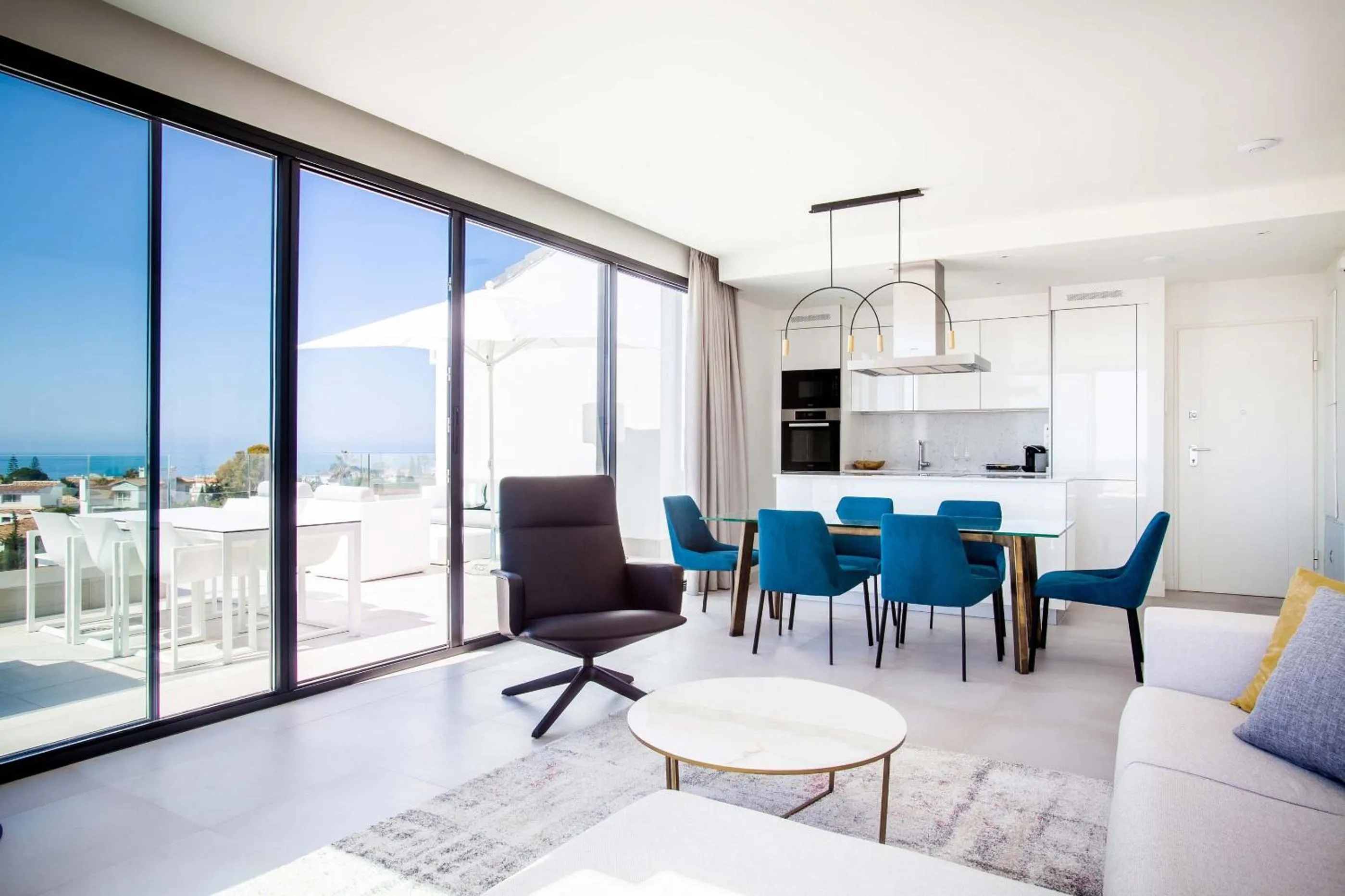 Seaview Residence with private pool