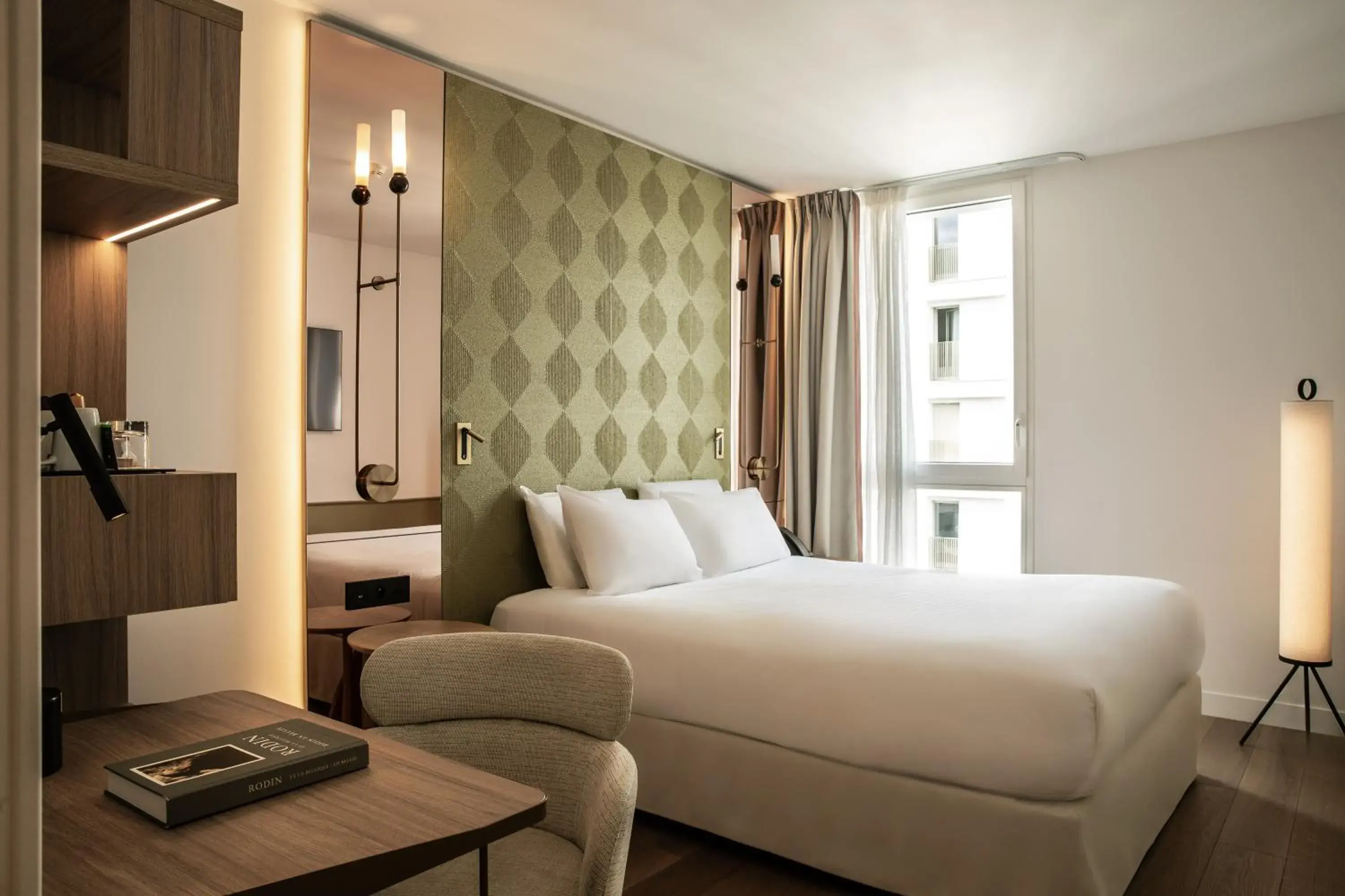 Bed in Hôtel Kyriad Prestige Paris Asnieres Bed in Hôtel Kyriad Prestige Paris Asnieres