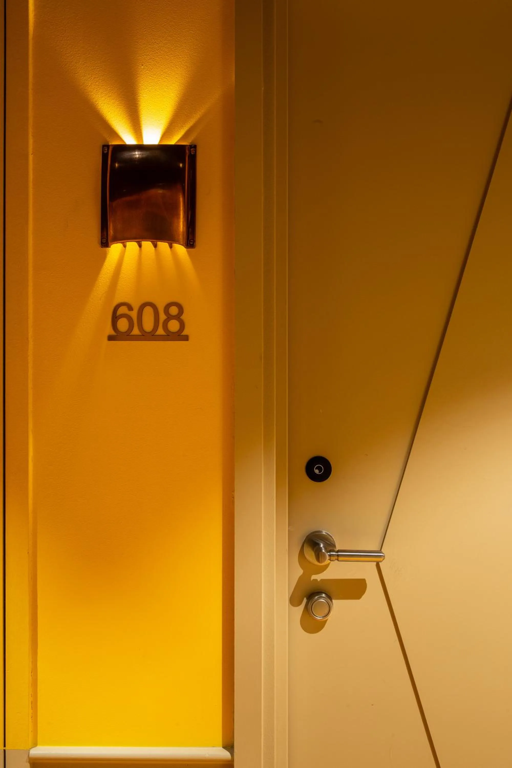 Property building in Hôtel Kyriad Prestige Paris Asnieres