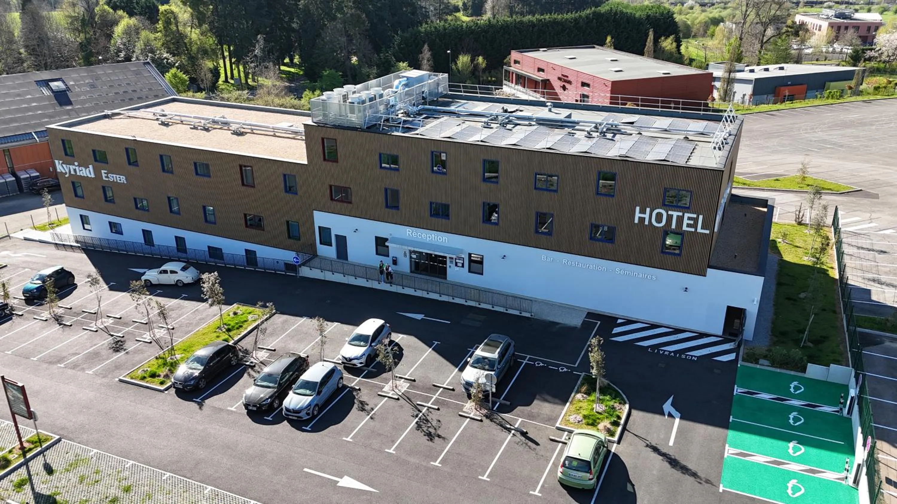 Property building in Kyriad Limoges - Ester