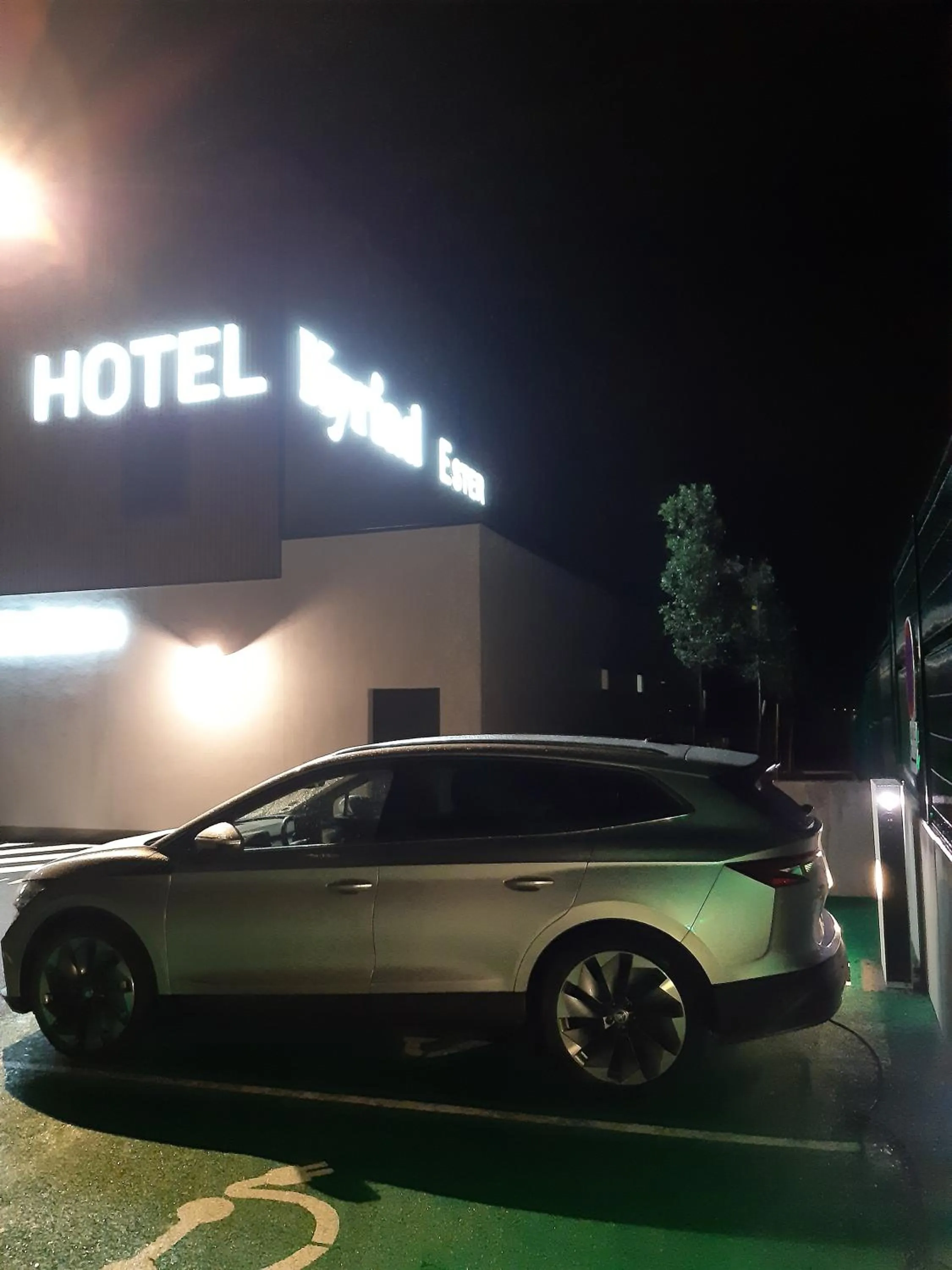 Parking in Kyriad Limoges - Ester