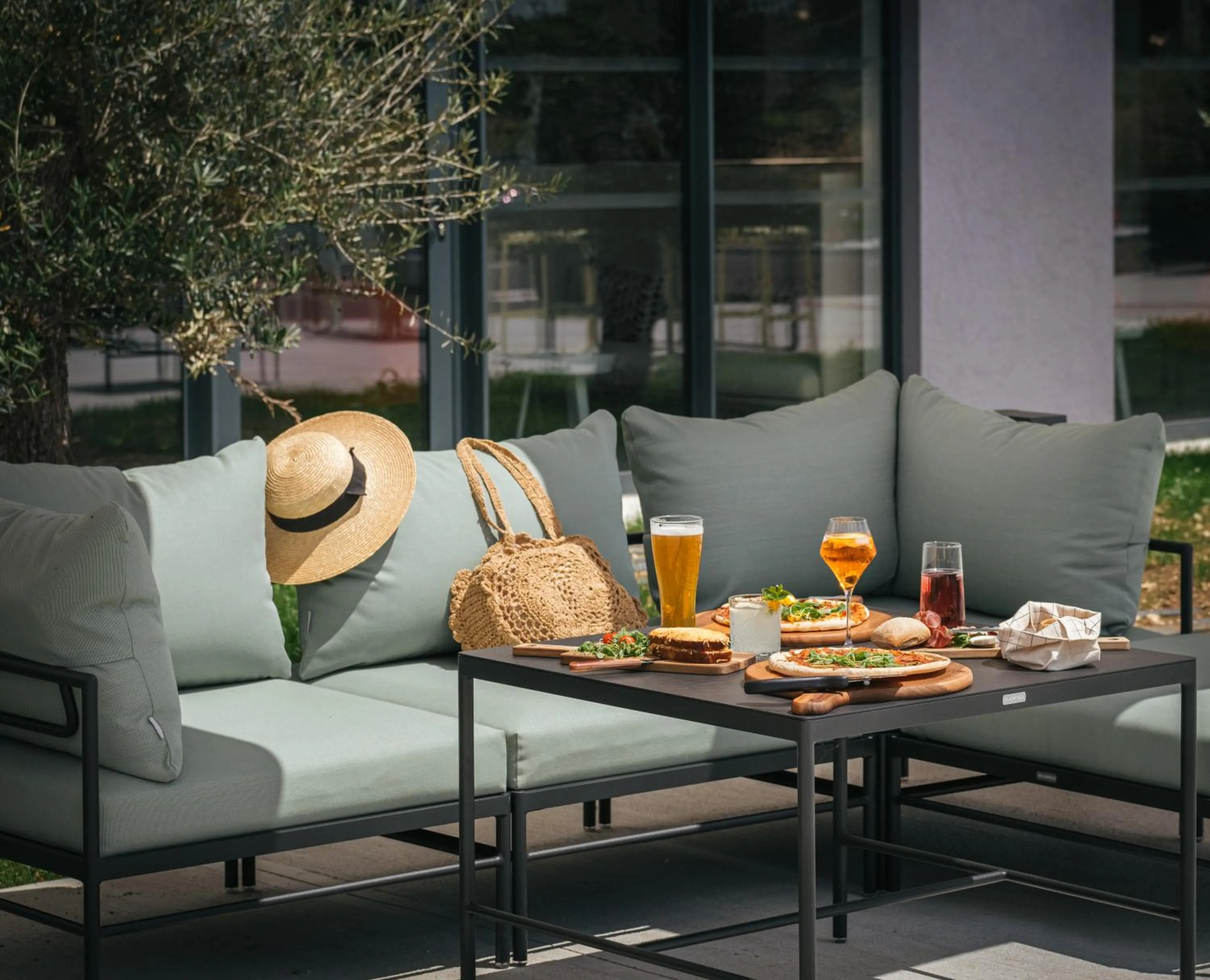 Restaurant/places to eat in Kyriad Chateauroux Nord - Aéroport