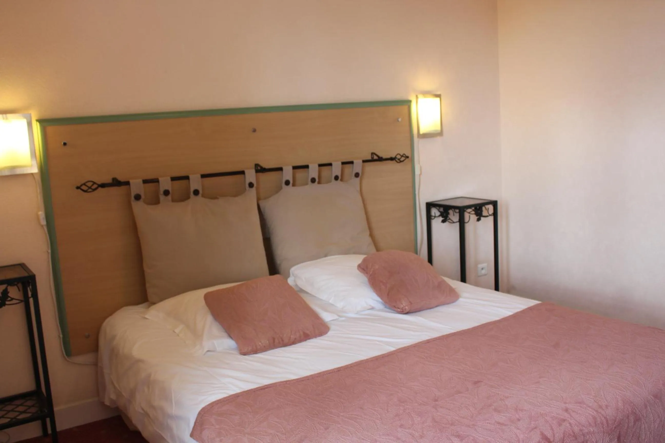 Bedroom, Bed in Le Fin Chapon