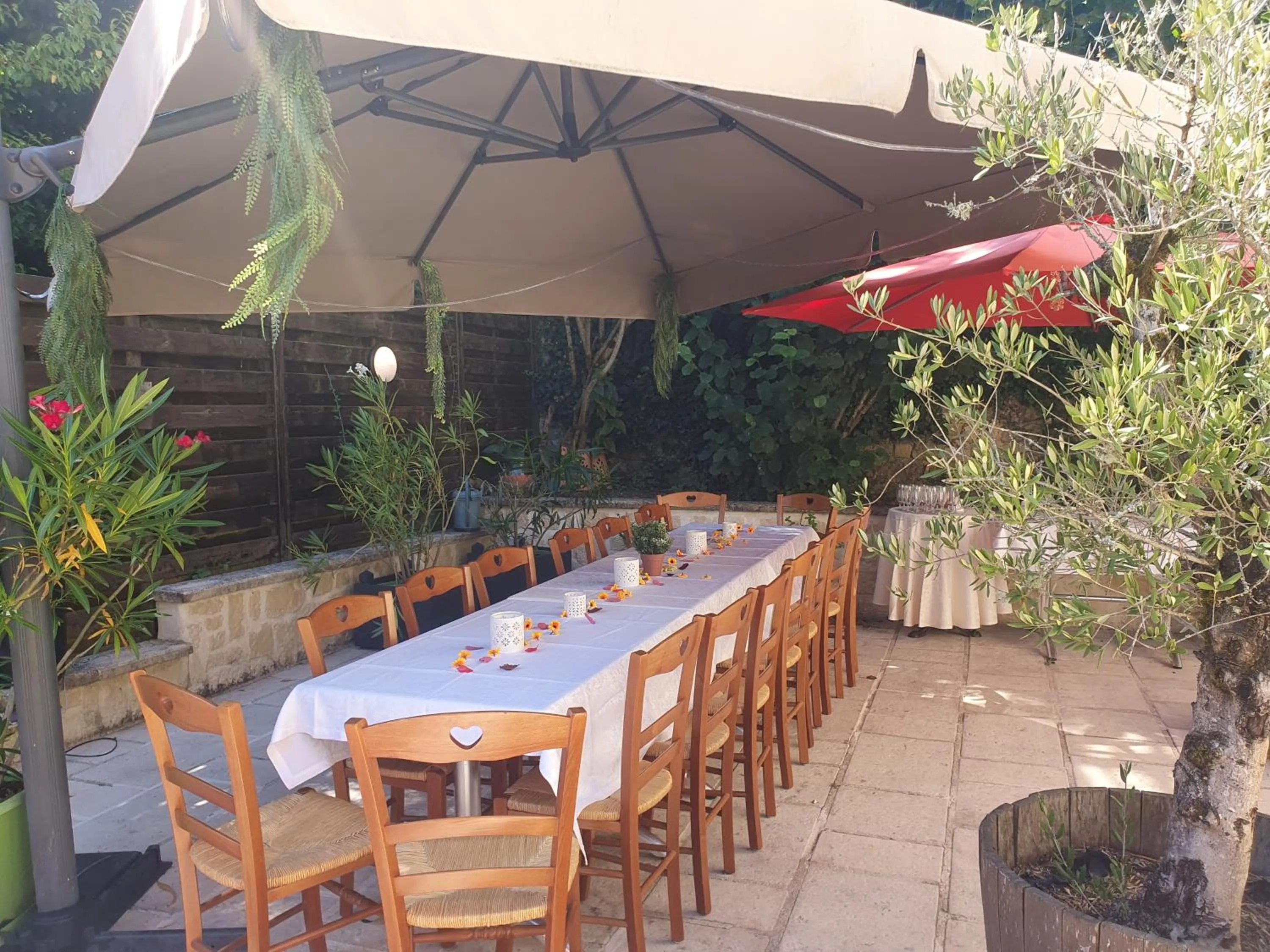 Patio in Le Fin Chapon