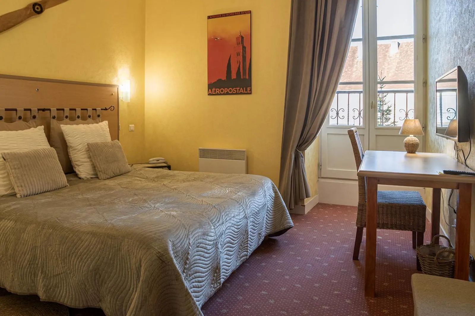 Bedroom, Bed in Le Fin Chapon