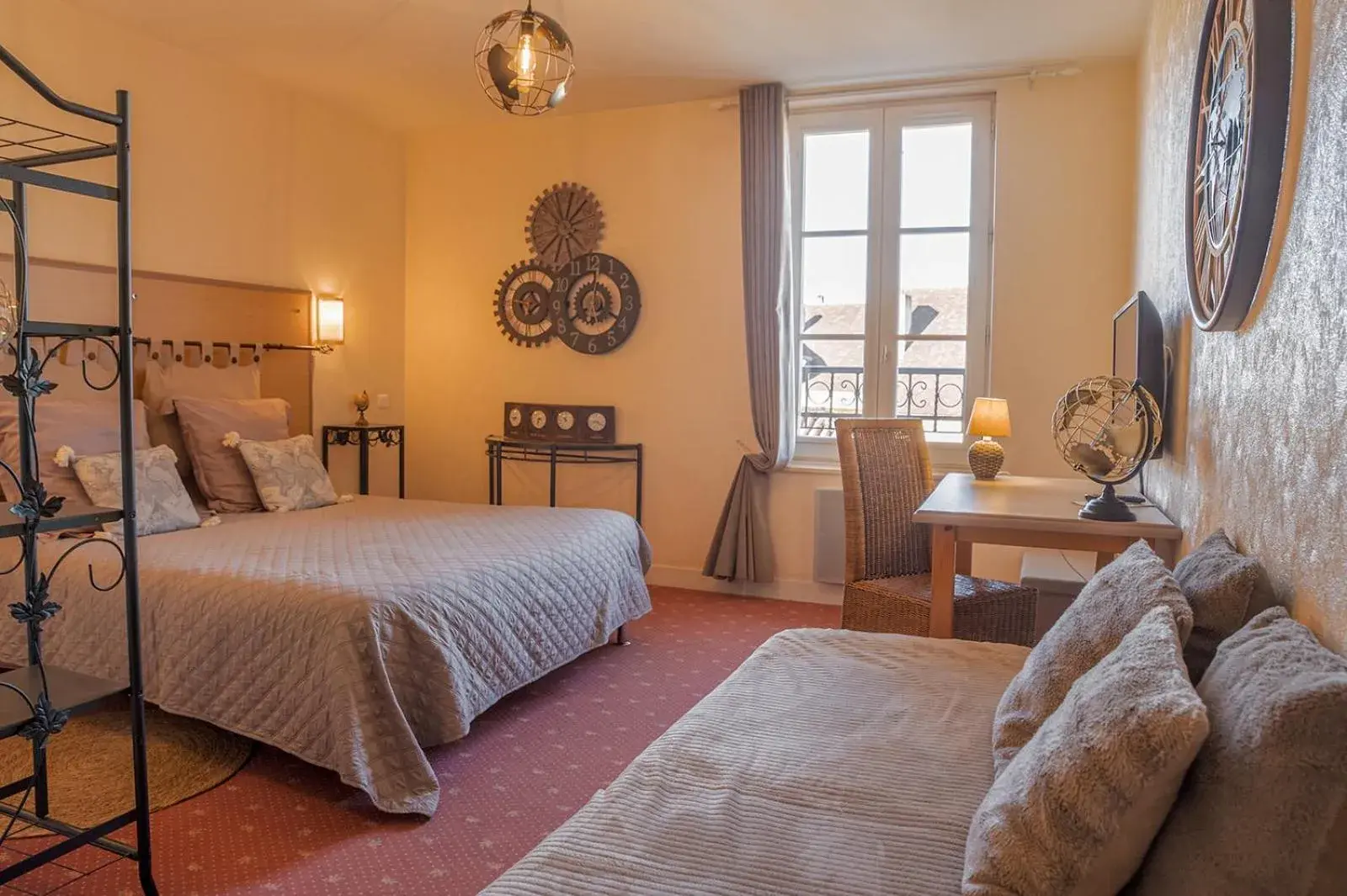 Bedroom, Bed in Hotel Auberge du Fin Chapon Bedroom, Bed in Hotel Auberge du Fin Chapon