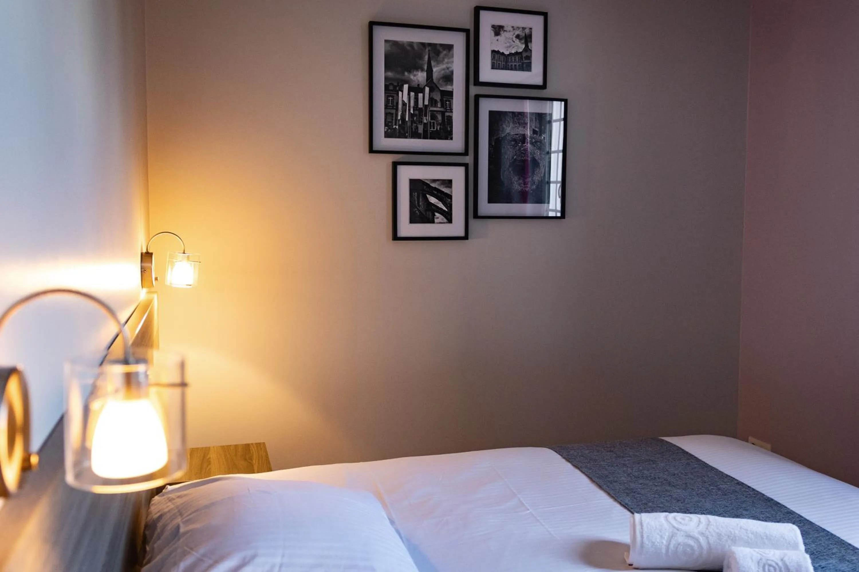 Bed in Hôtel restaurant La Grand Mare