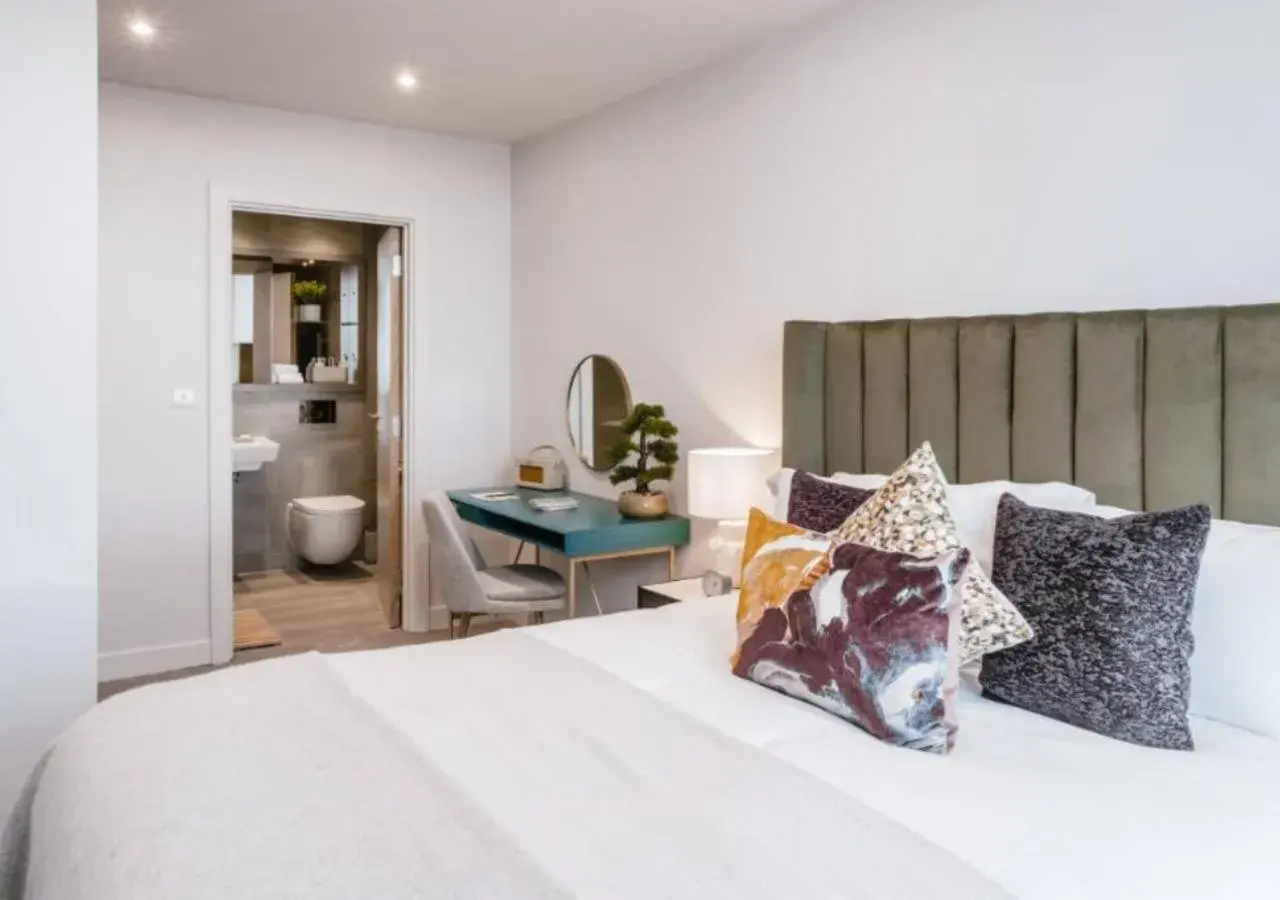 Bed in Charles Hope Liverpool Bed in Charles Hope Liverpool