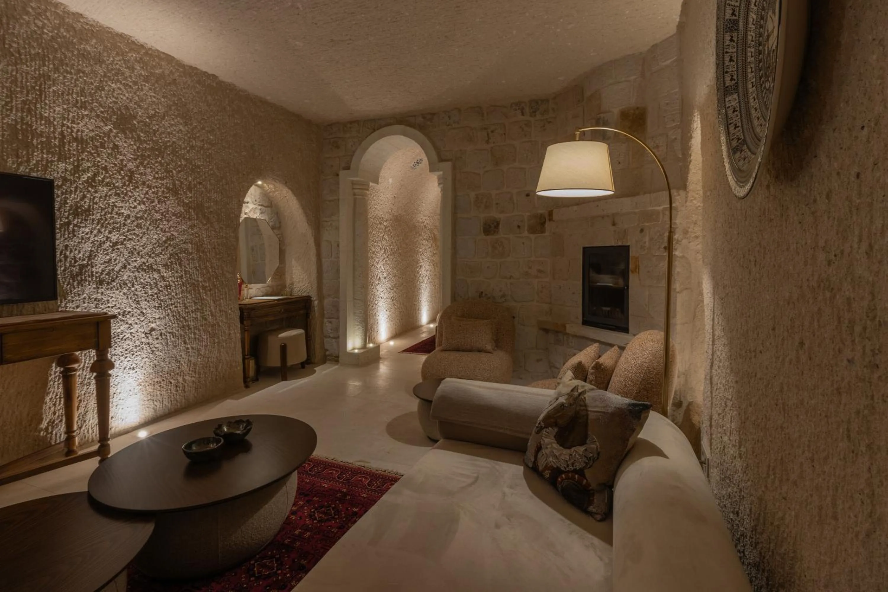 Living room, Bed in Via Regia Cappadocia Hotel
