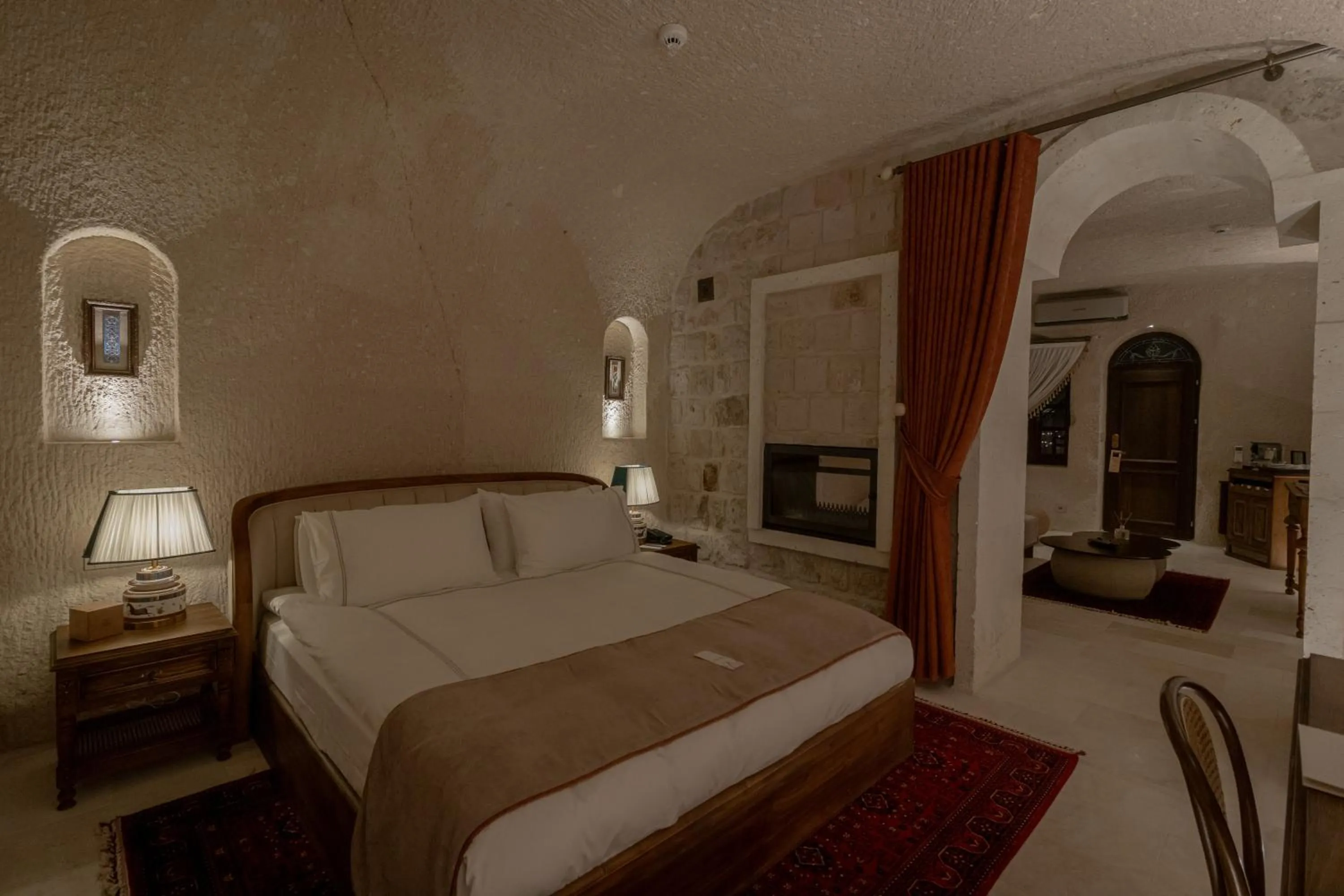 Bed in Via Regia Cappadocia Hotel
