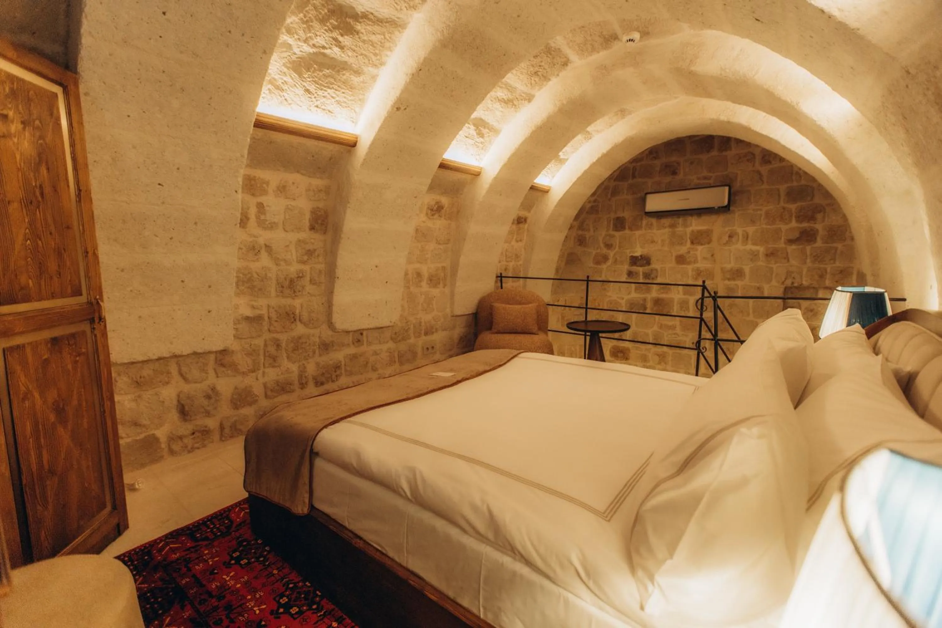 Bed in Via Regia Cappadocia Hotel