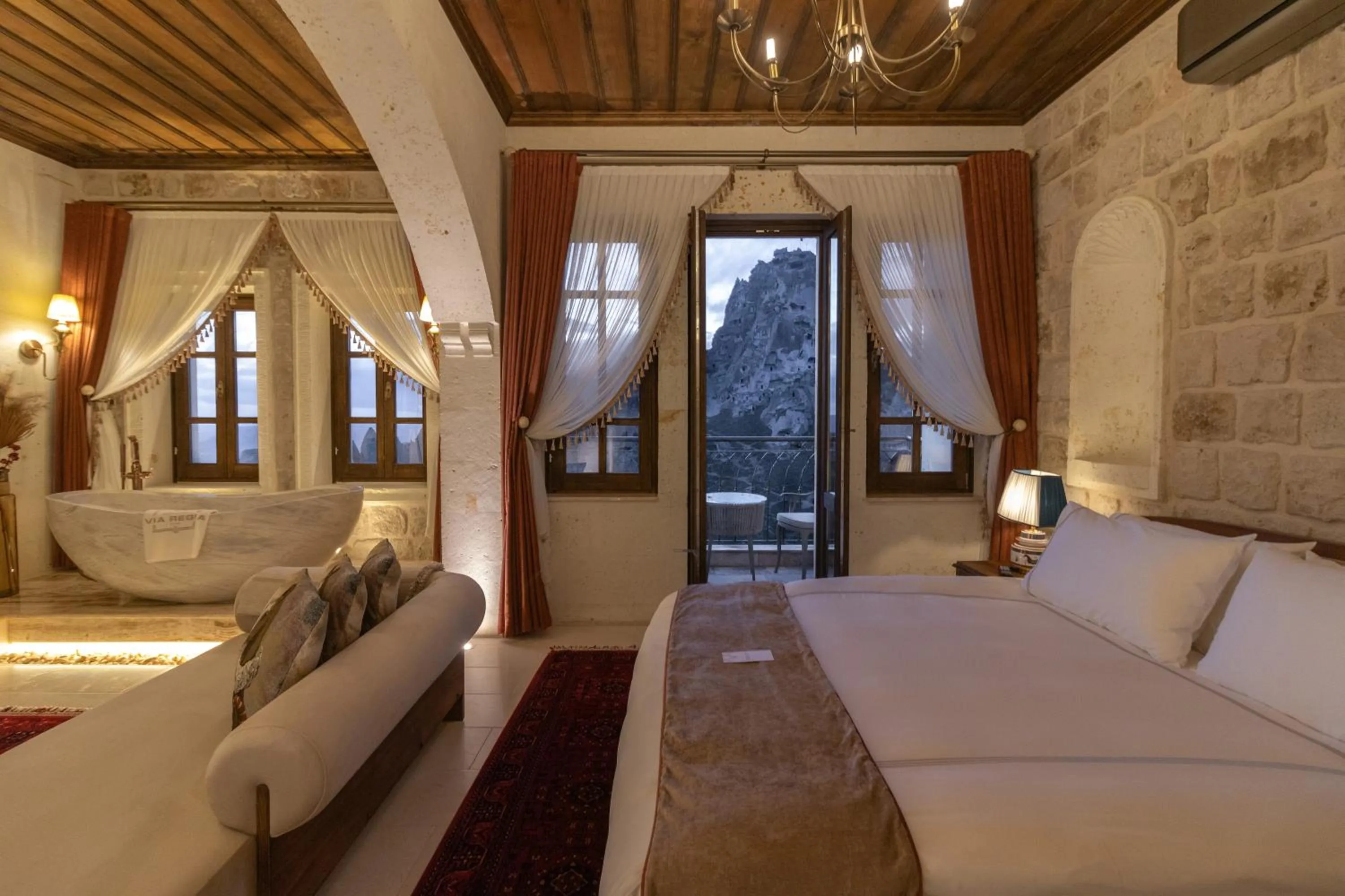 Bed in Via Regia Cappadocia Hotel