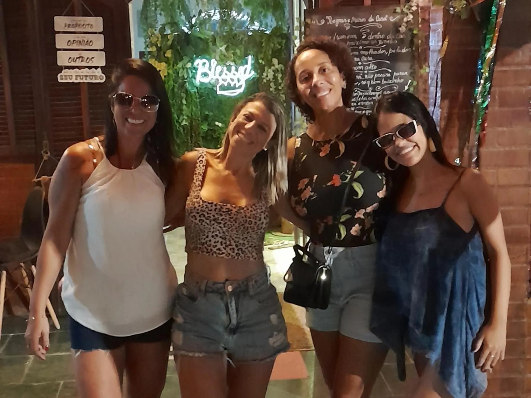 Itaipuaçu hoStel da Patty próximo a praia e terminal da rua 01