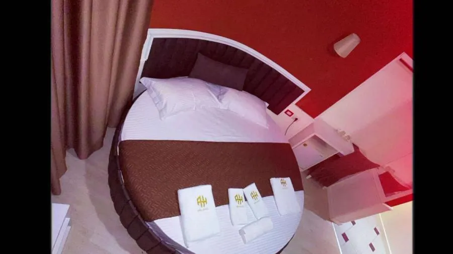 Bedroom, Bed in Hotel Aria