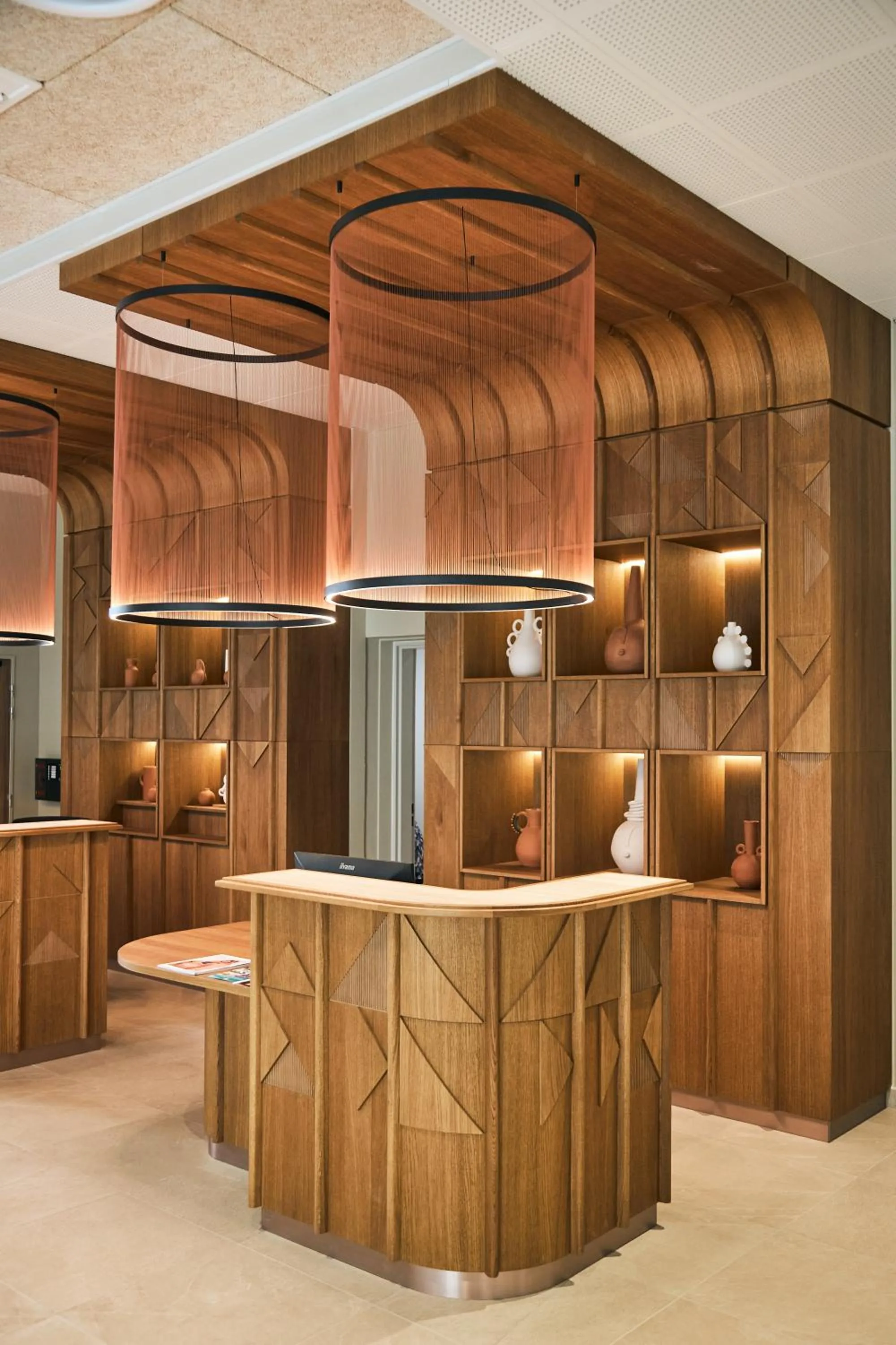 Lobby or reception in Setclub Hôtel & Spa Aix-en-Provence