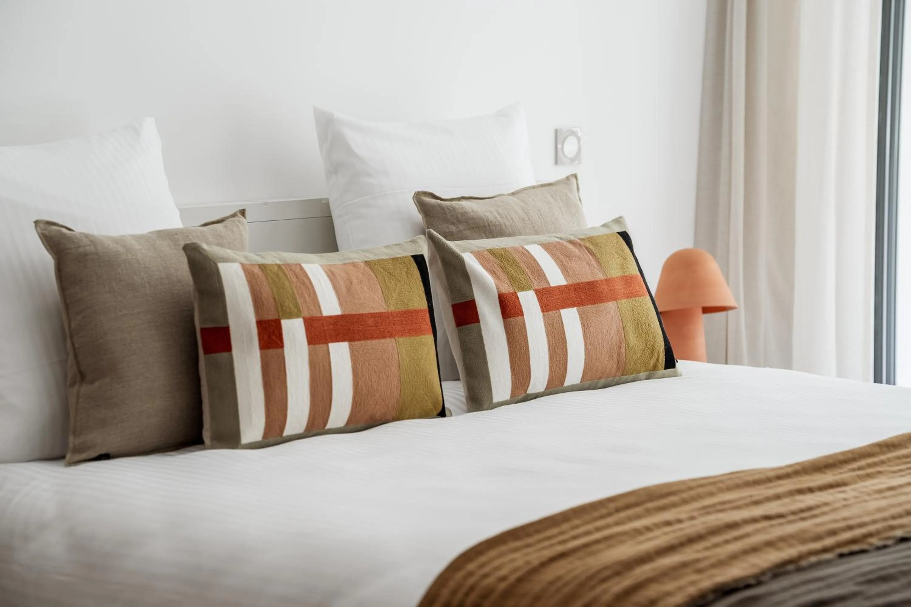 Bedroom, Bed in Setclub Hôtel & Spa Aix-en-Provence