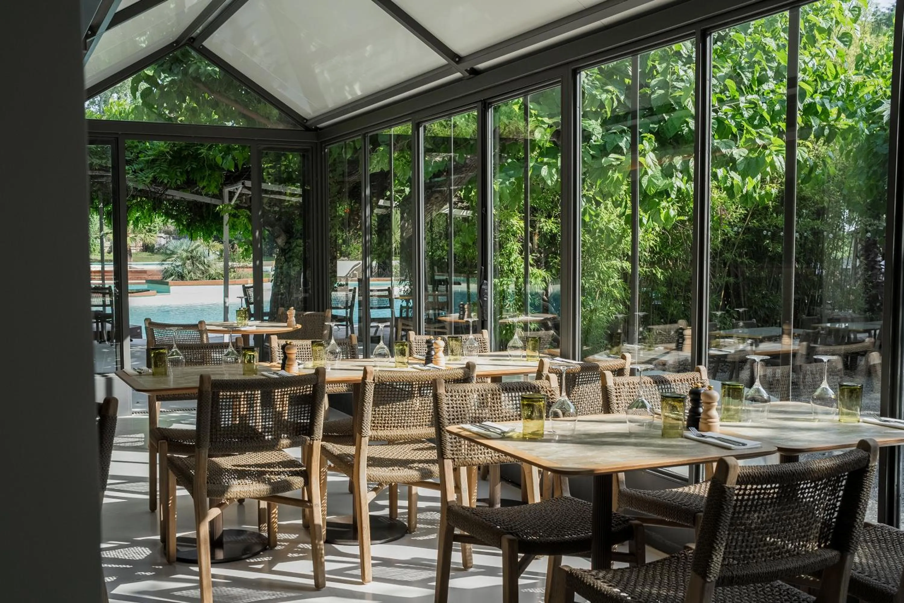 Restaurant/places to eat in Setclub Hôtel & Spa Aix-en-Provence