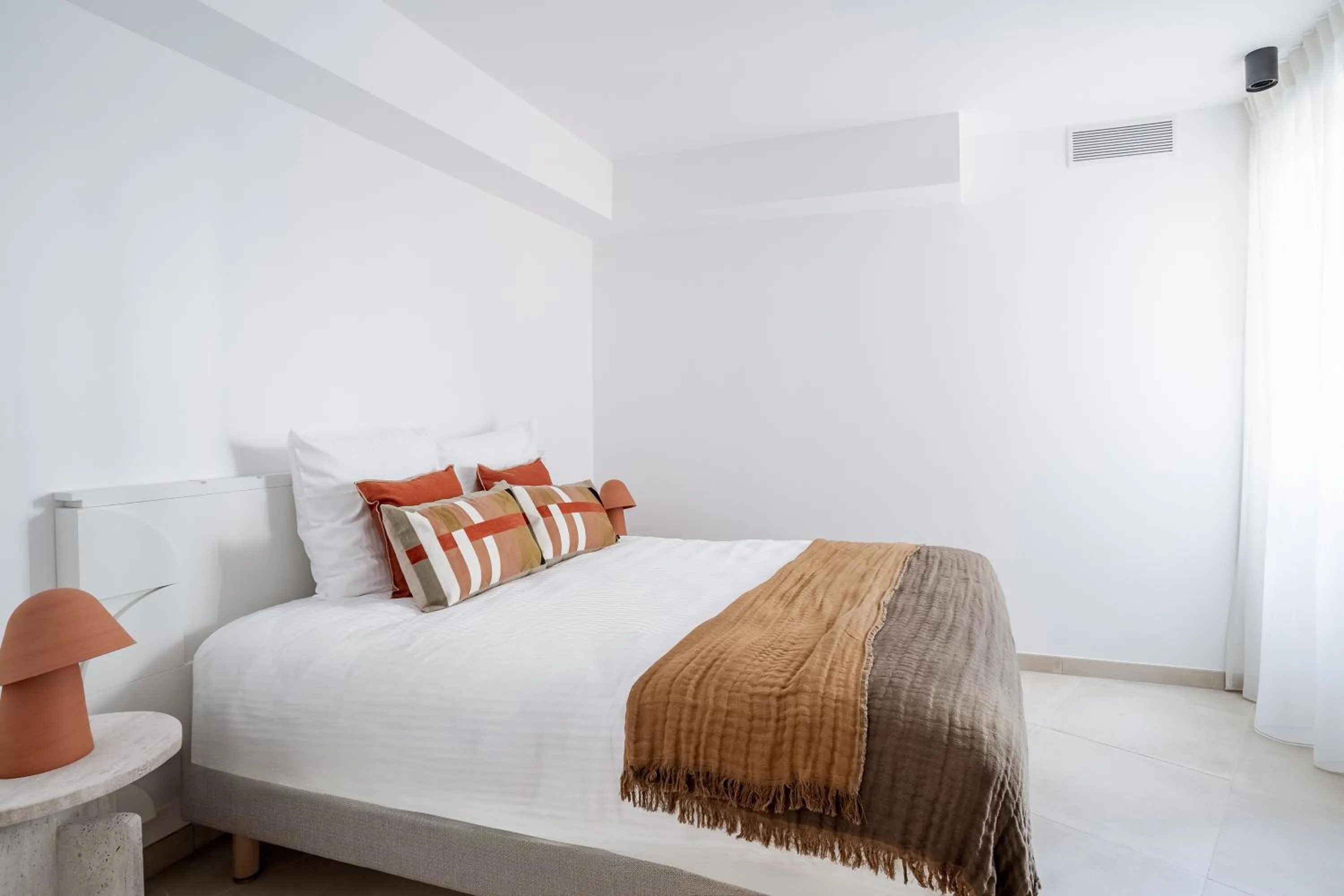 Bedroom, Bed in Setclub Hôtel & Spa Aix-en-Provence