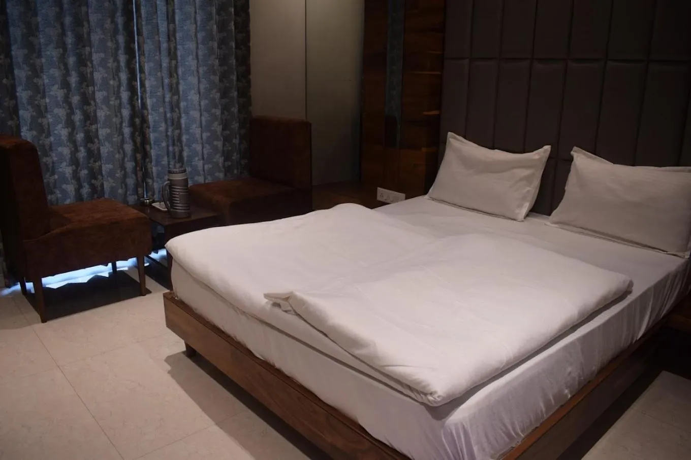 Bed in HOTEL PUSHPA INN