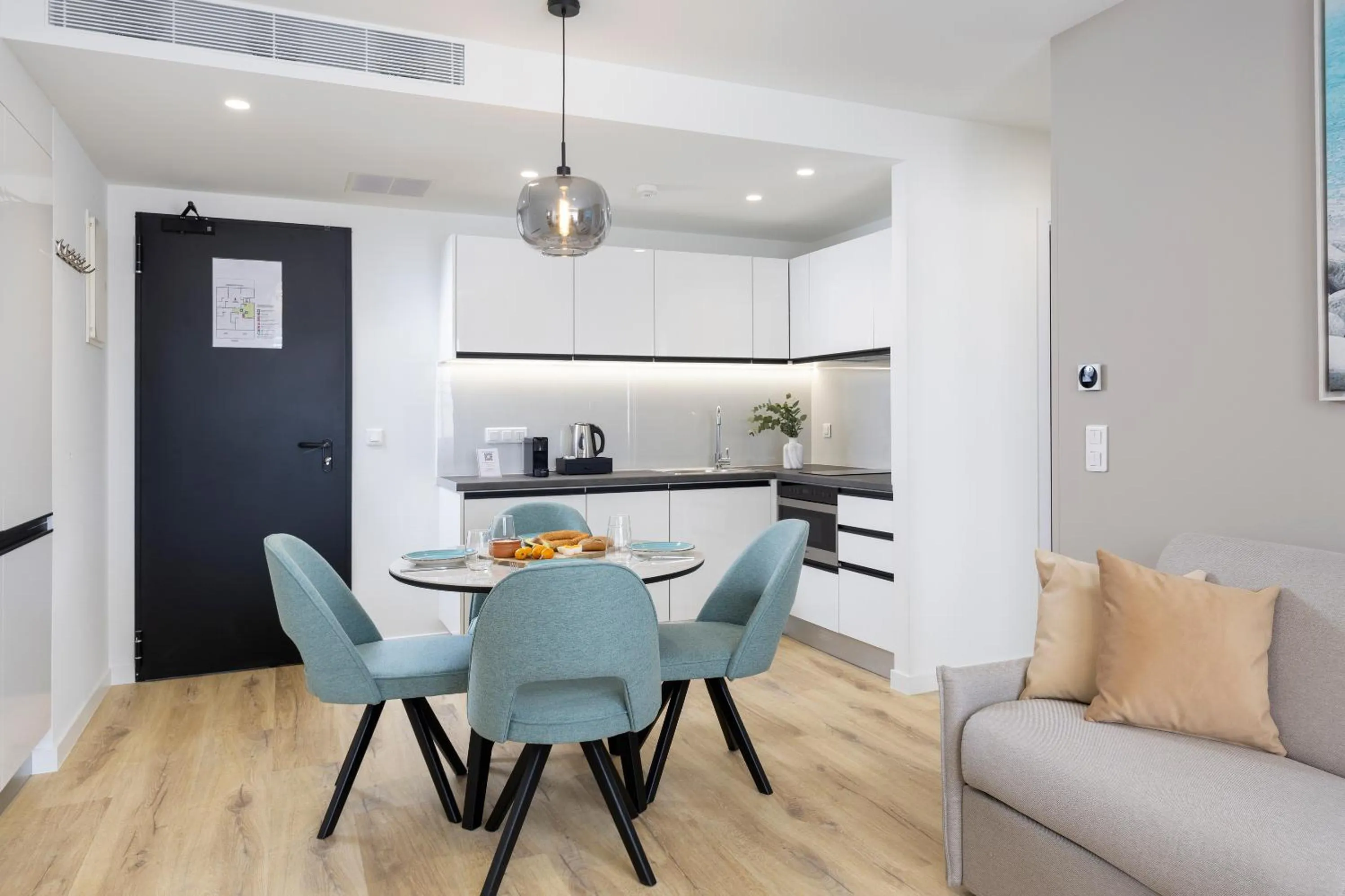 Dining area in Hestia - Asklipiou 9