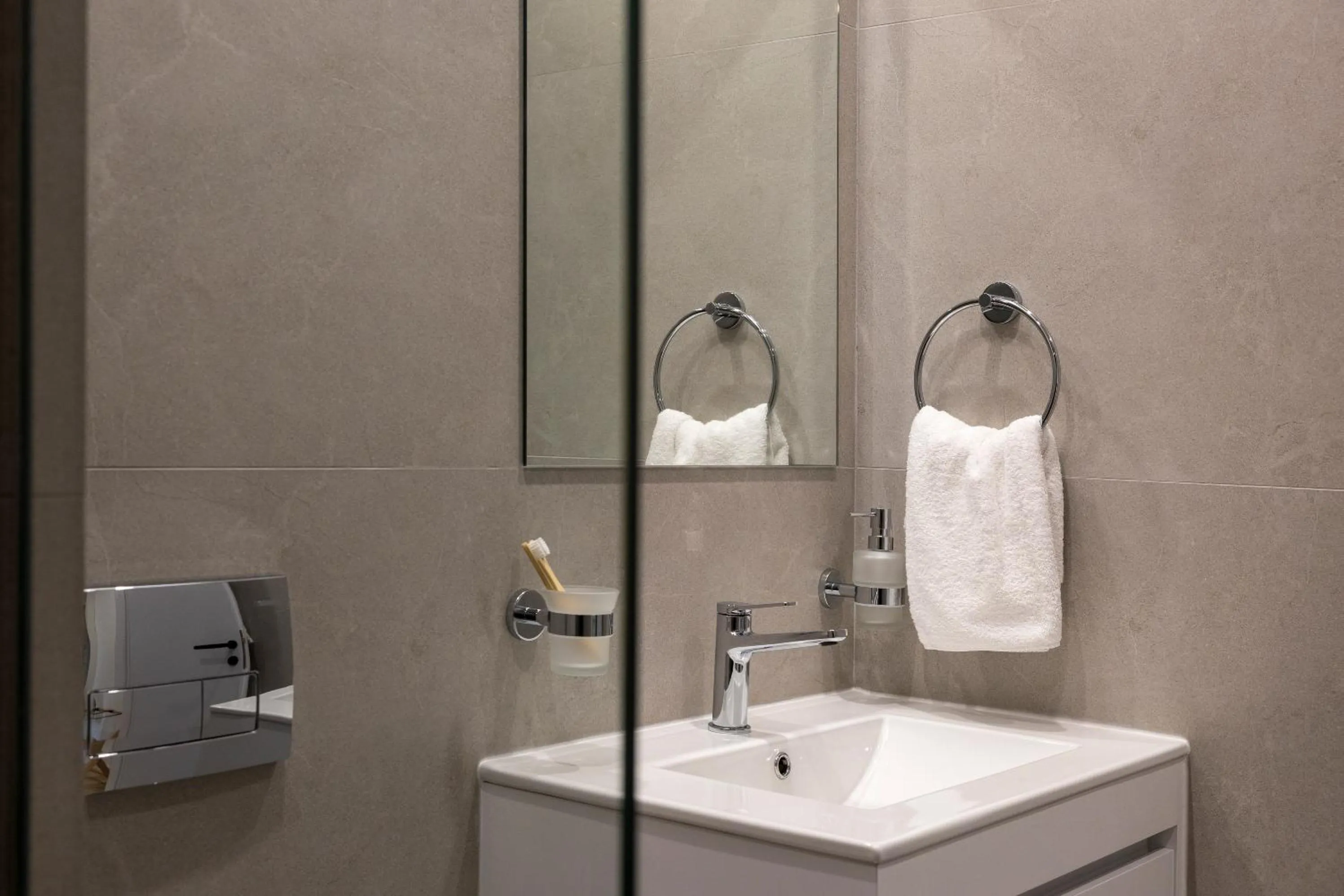 Bathroom in Hestia - Asklipiou 9