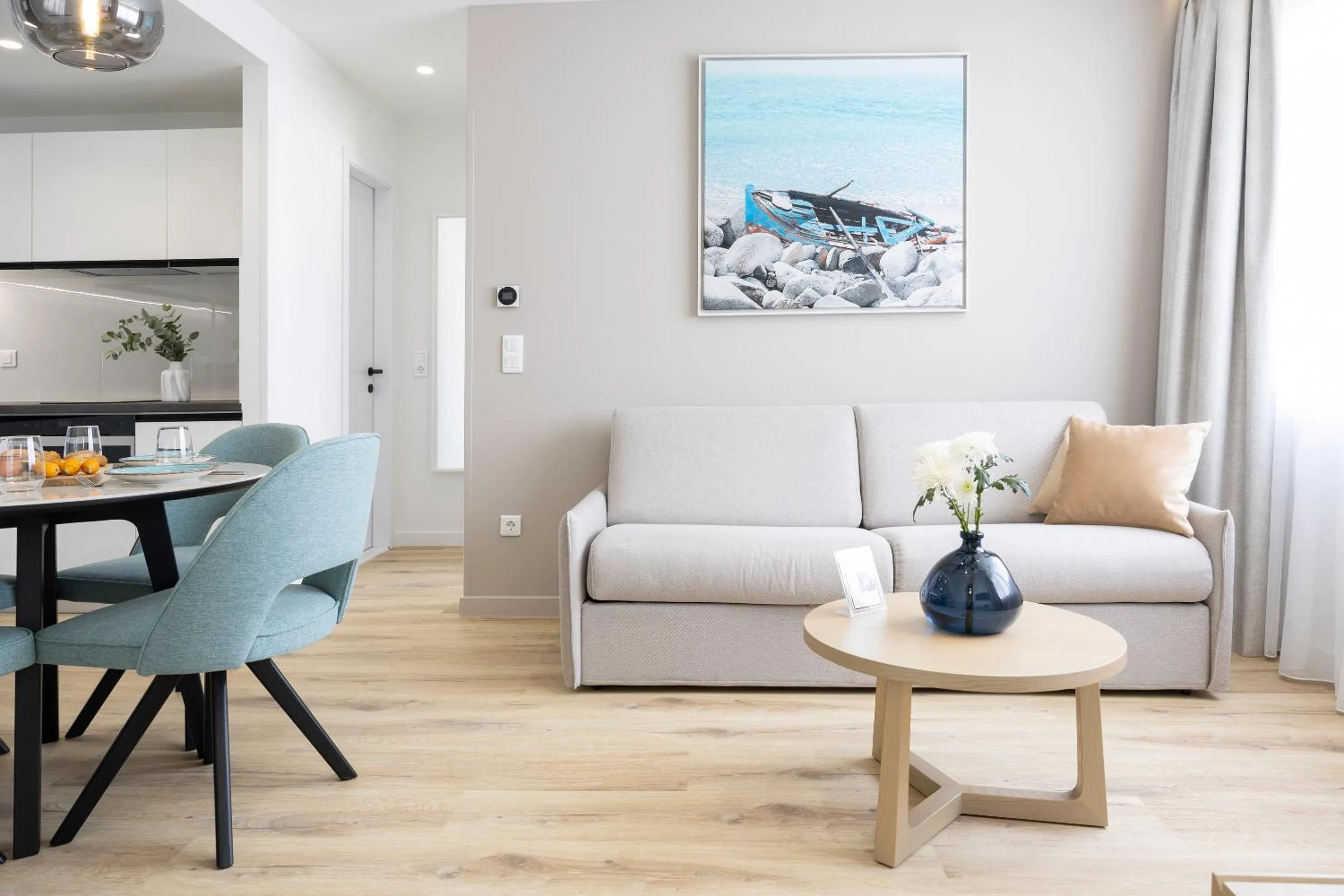 Seating area in Hestia - Asklipiou 9