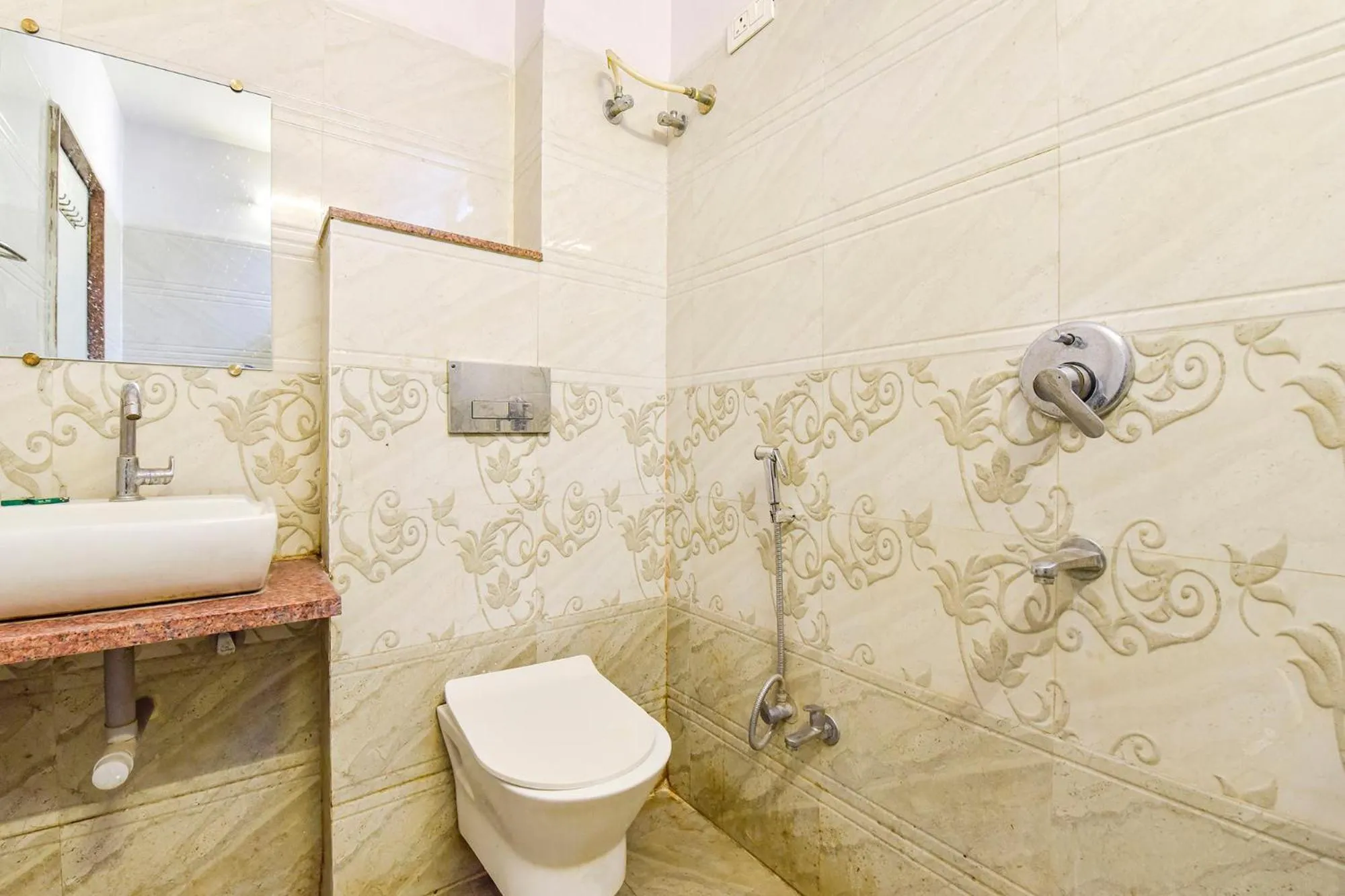 Bathroom in Via Rush Imperial